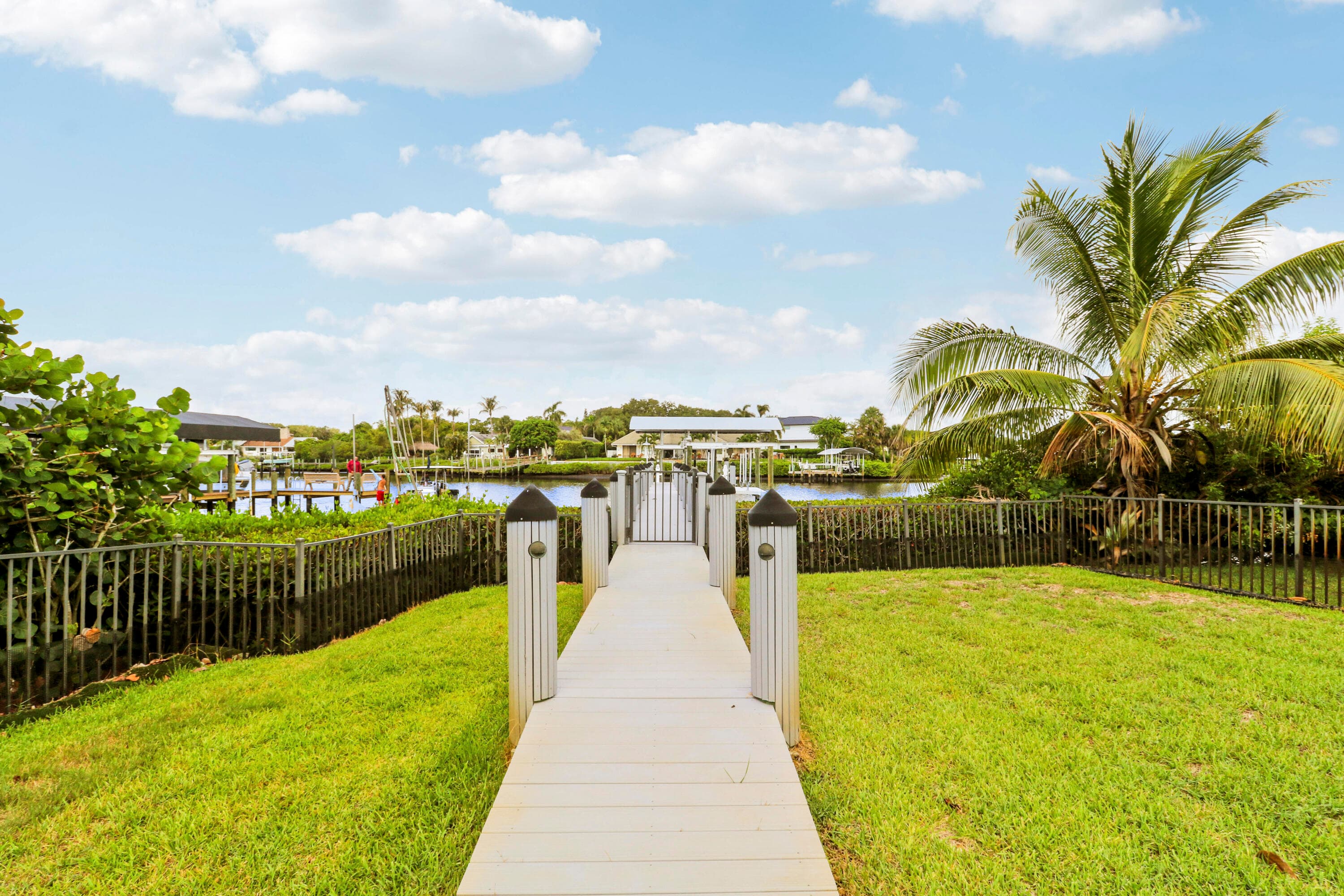 18411 SE Lakeside Drive, Jupiter, FL 33469 26