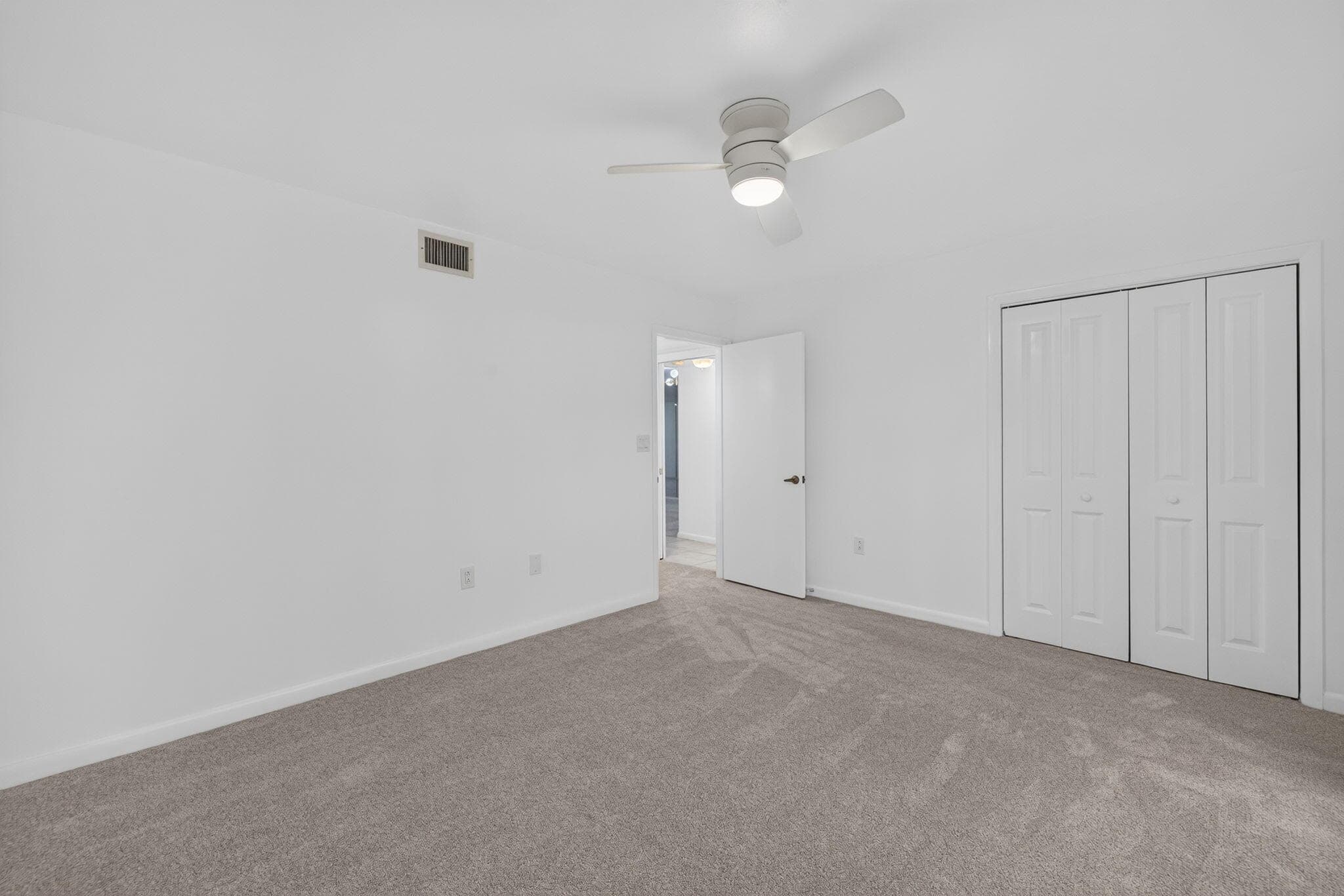 9460 Meadowood Drive 104, Fort Pierce, FL 34951 29