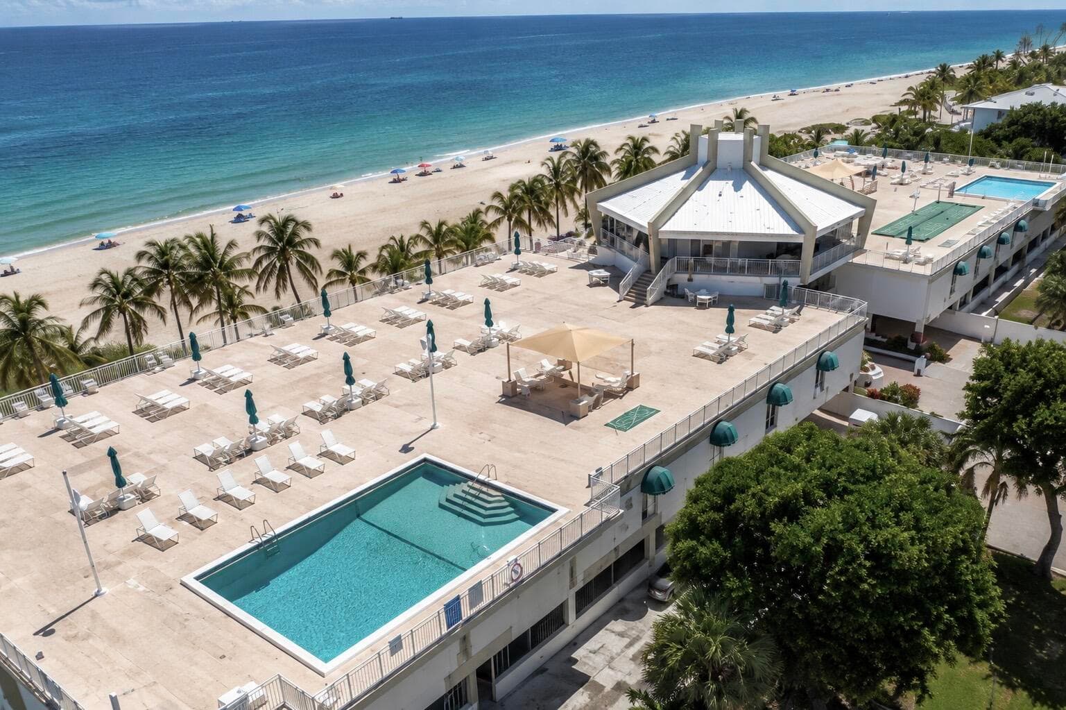 111 Briny Avenue 22-12, Pompano Beach, FL 33062 2