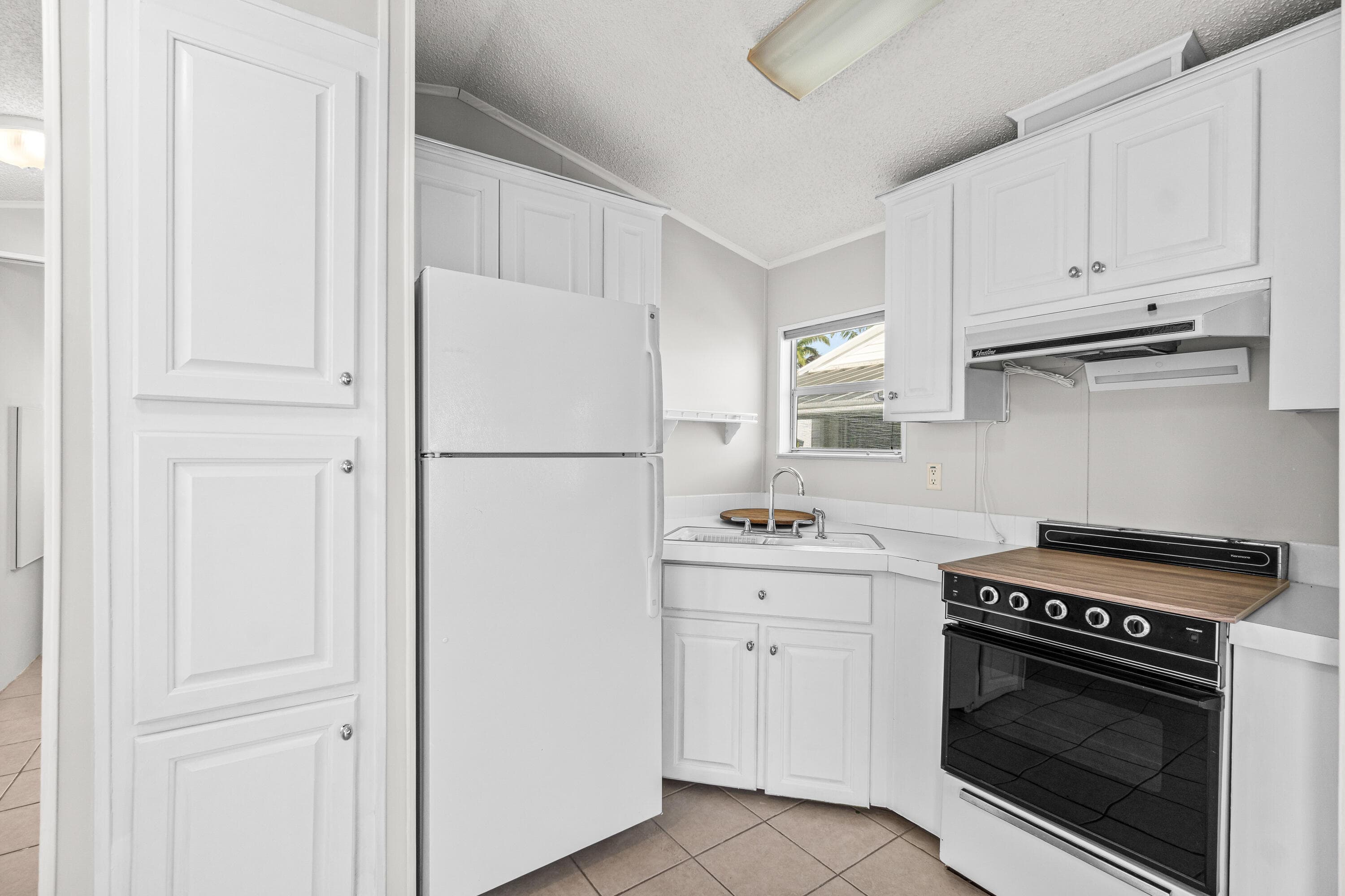 12 Hibiscus Drive H, Briny Breezes, FL 33435 9