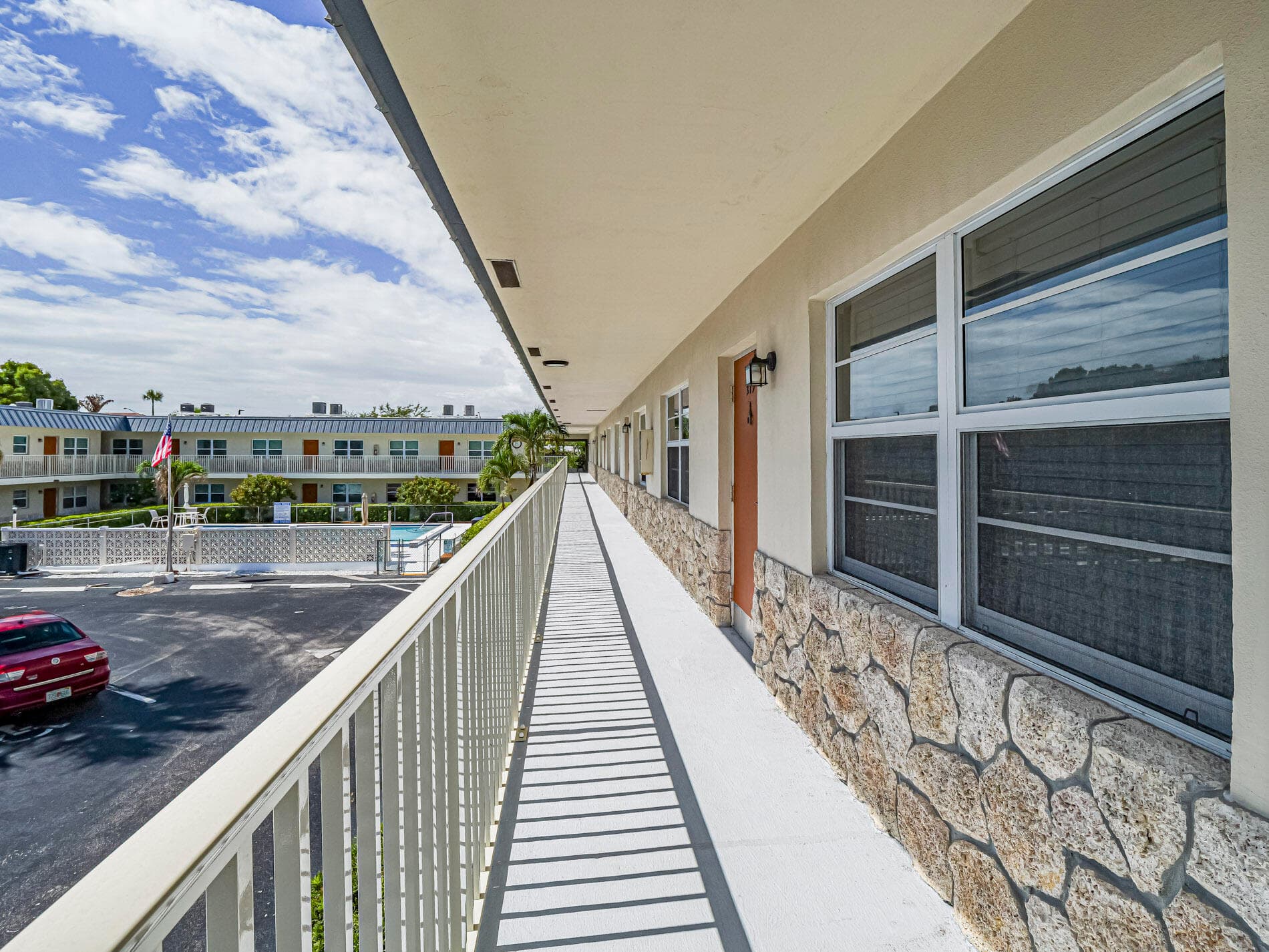 923 22nd Place 219, Vero Beach, FL 32960 3