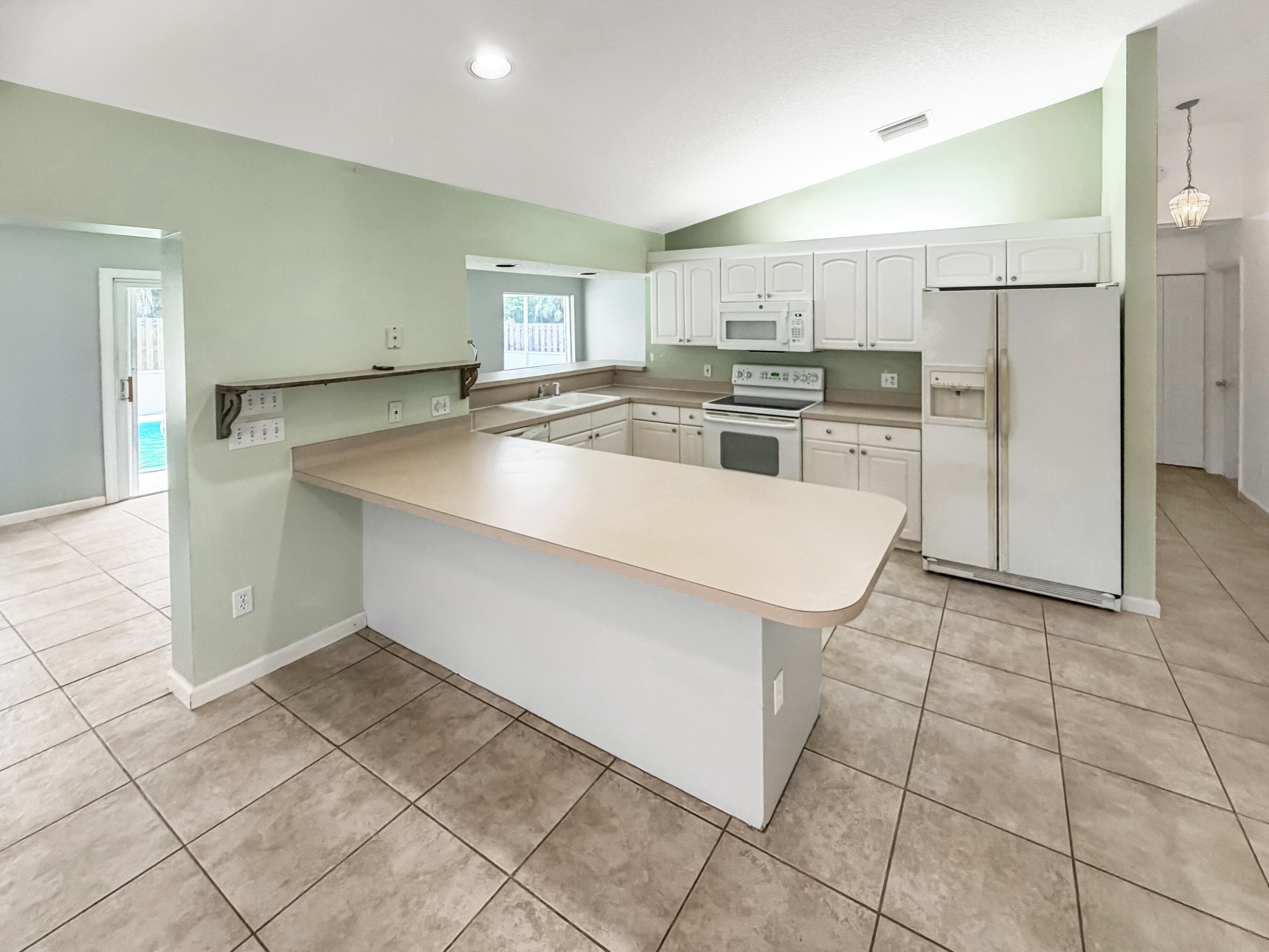 2361 NE 21st Avenue, Jensen Beach, FL 34957 6