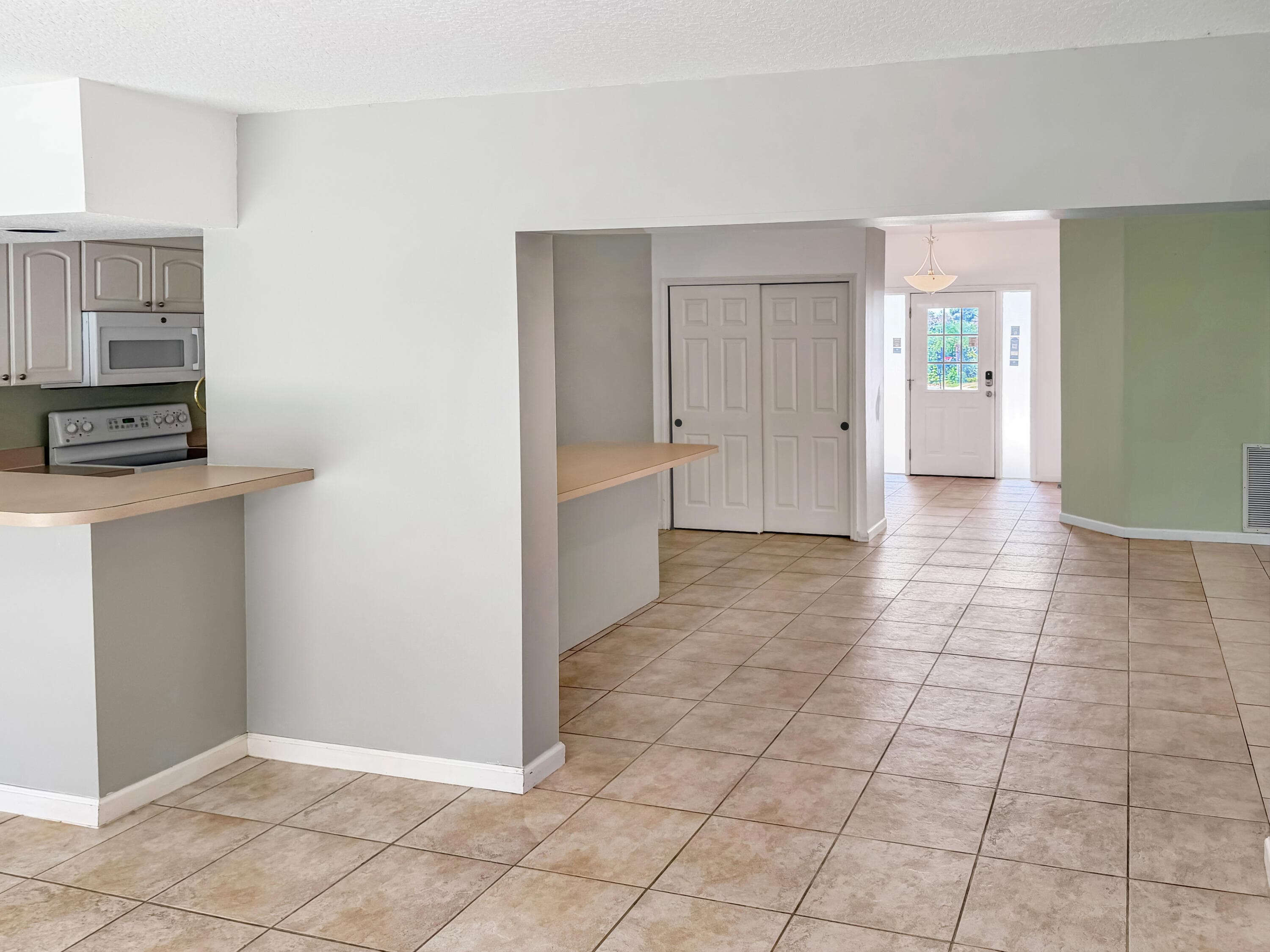 2361 NE 21st Avenue, Jensen Beach, FL 34957 8