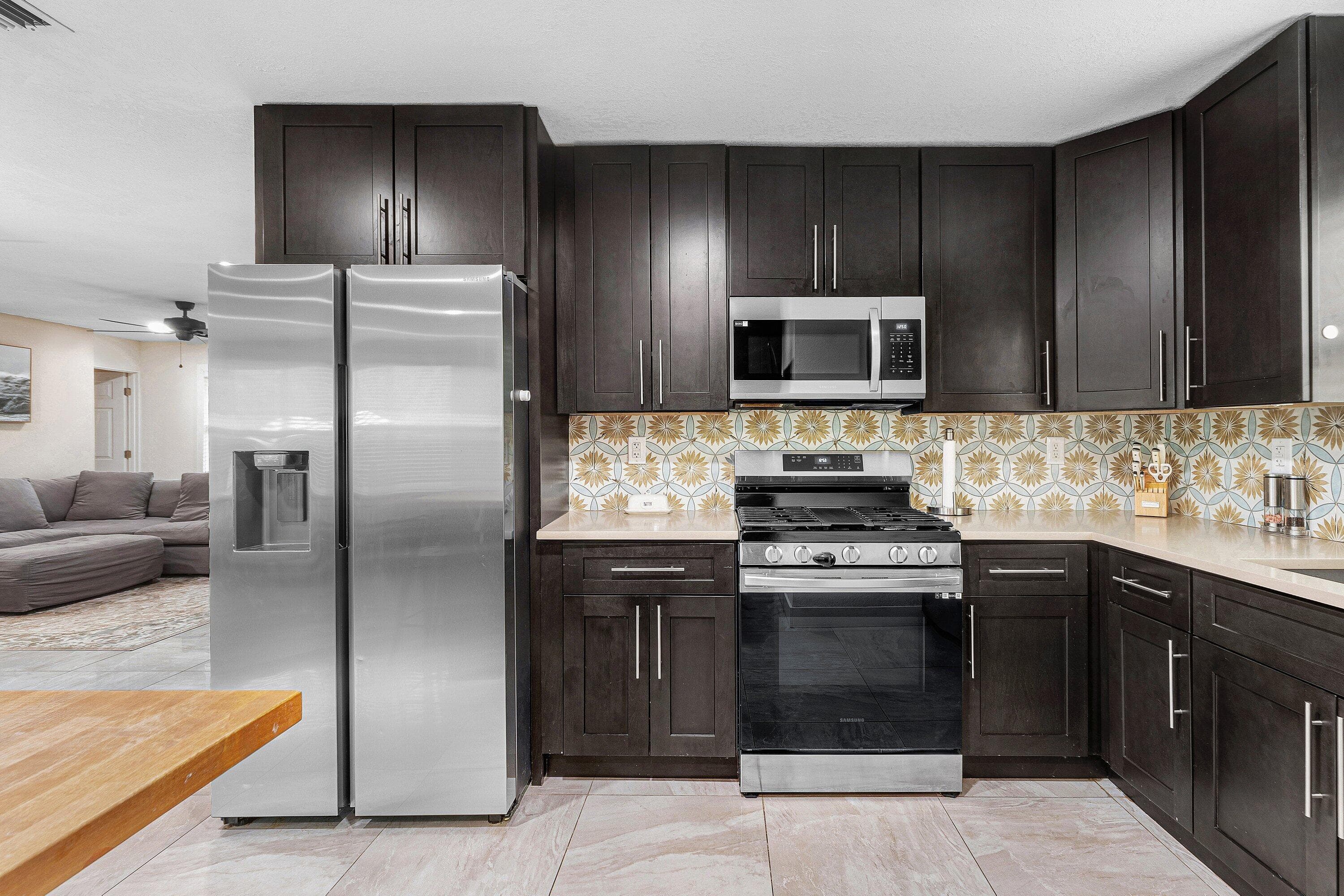 711 Laurel Drive, Lake Park, FL 33403 7
