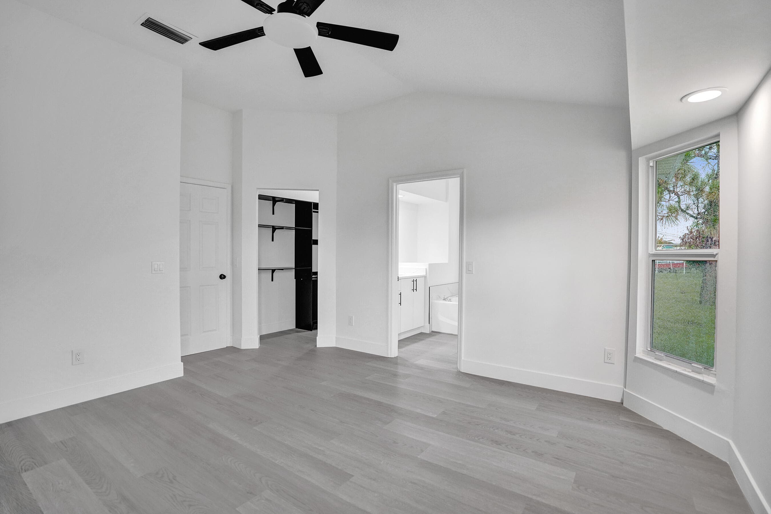 1237 SW Edinburgh Drive, Port St. Lucie, FL 34953 30