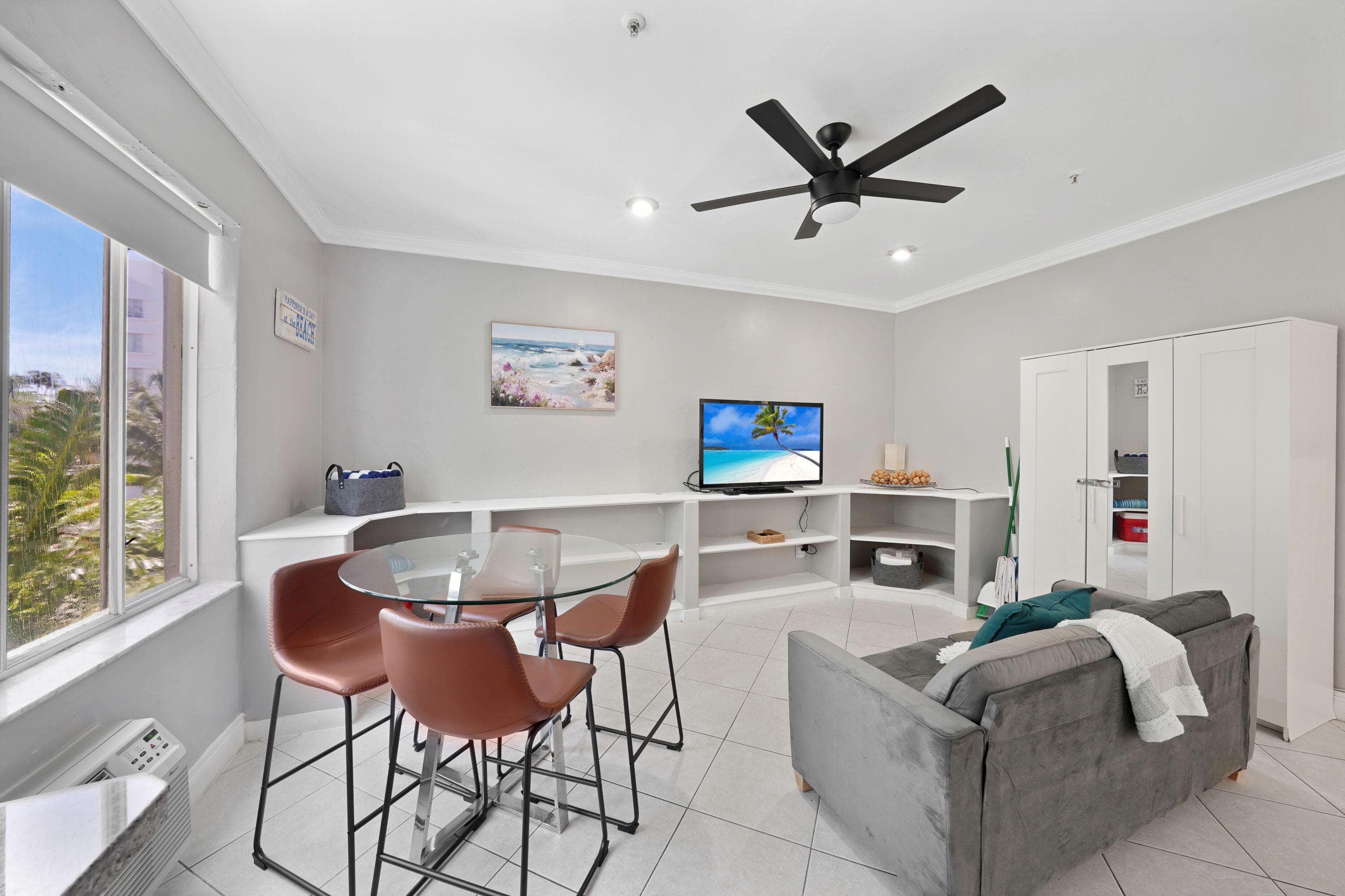 3710 Collins Avenue N-304, Miami Beach, FL 33140