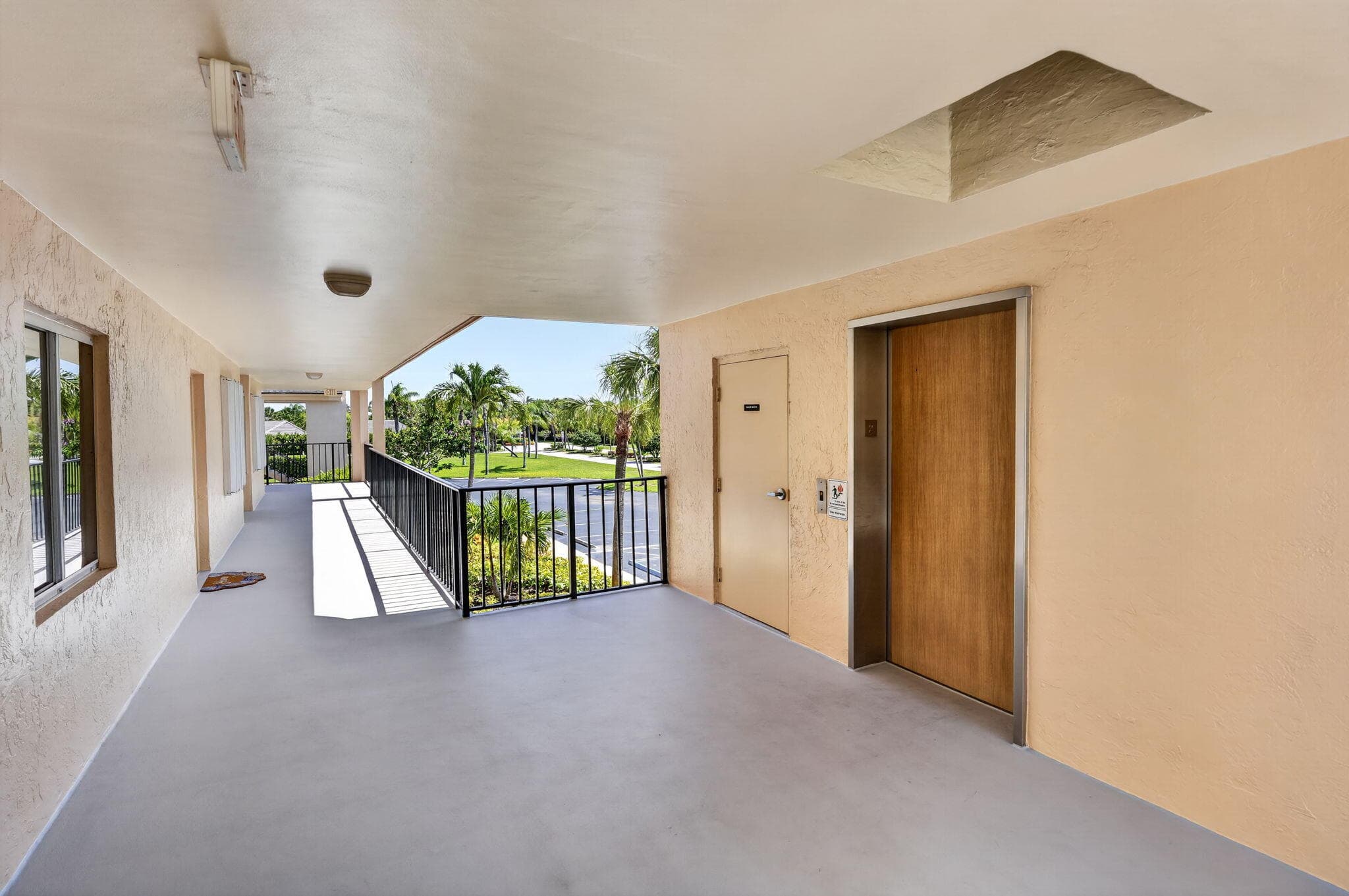 275 Palm Avenue D, Jupiter, FL 33477 2