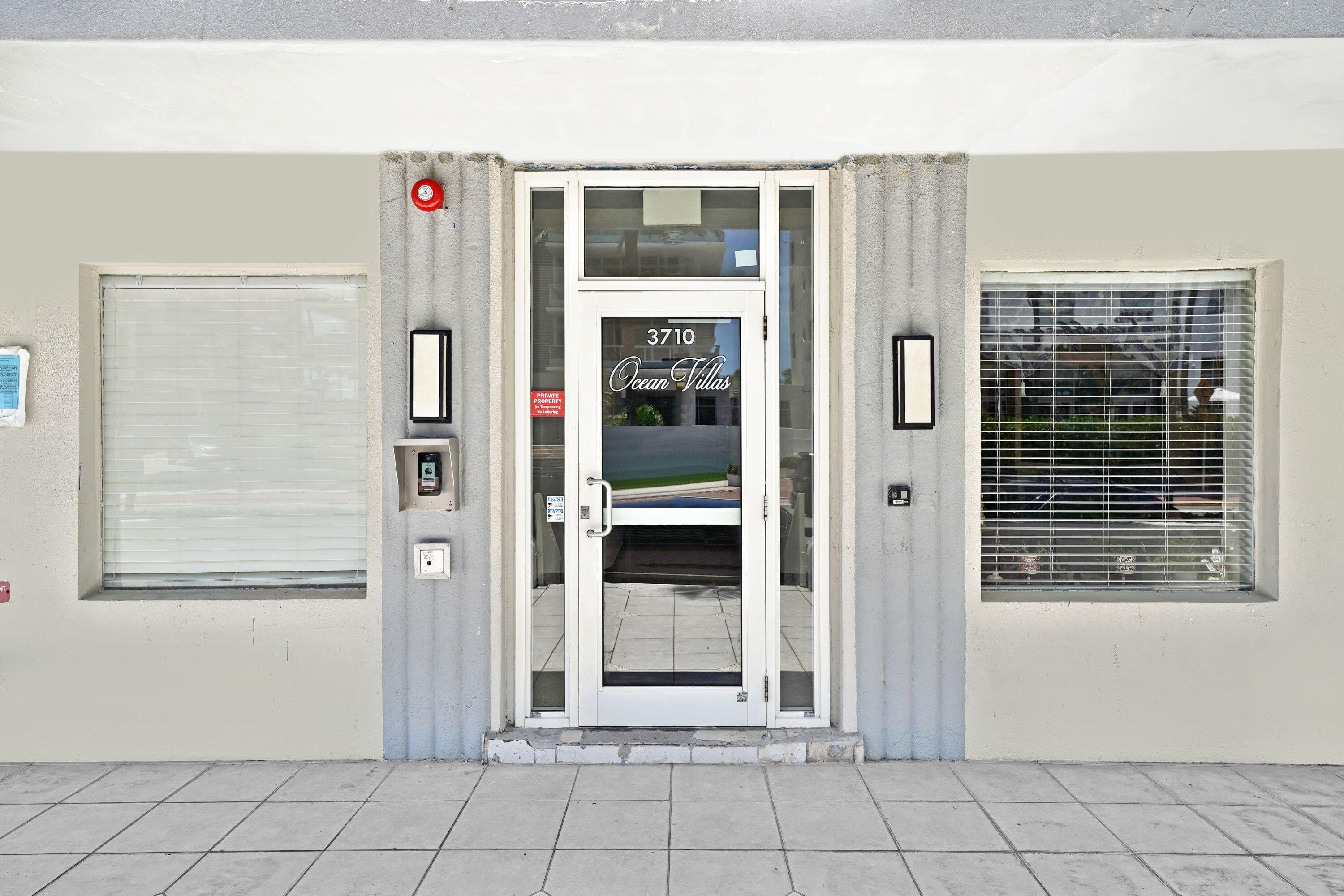 3710 Collins Avenue N-304, Miami Beach, FL 33140 24