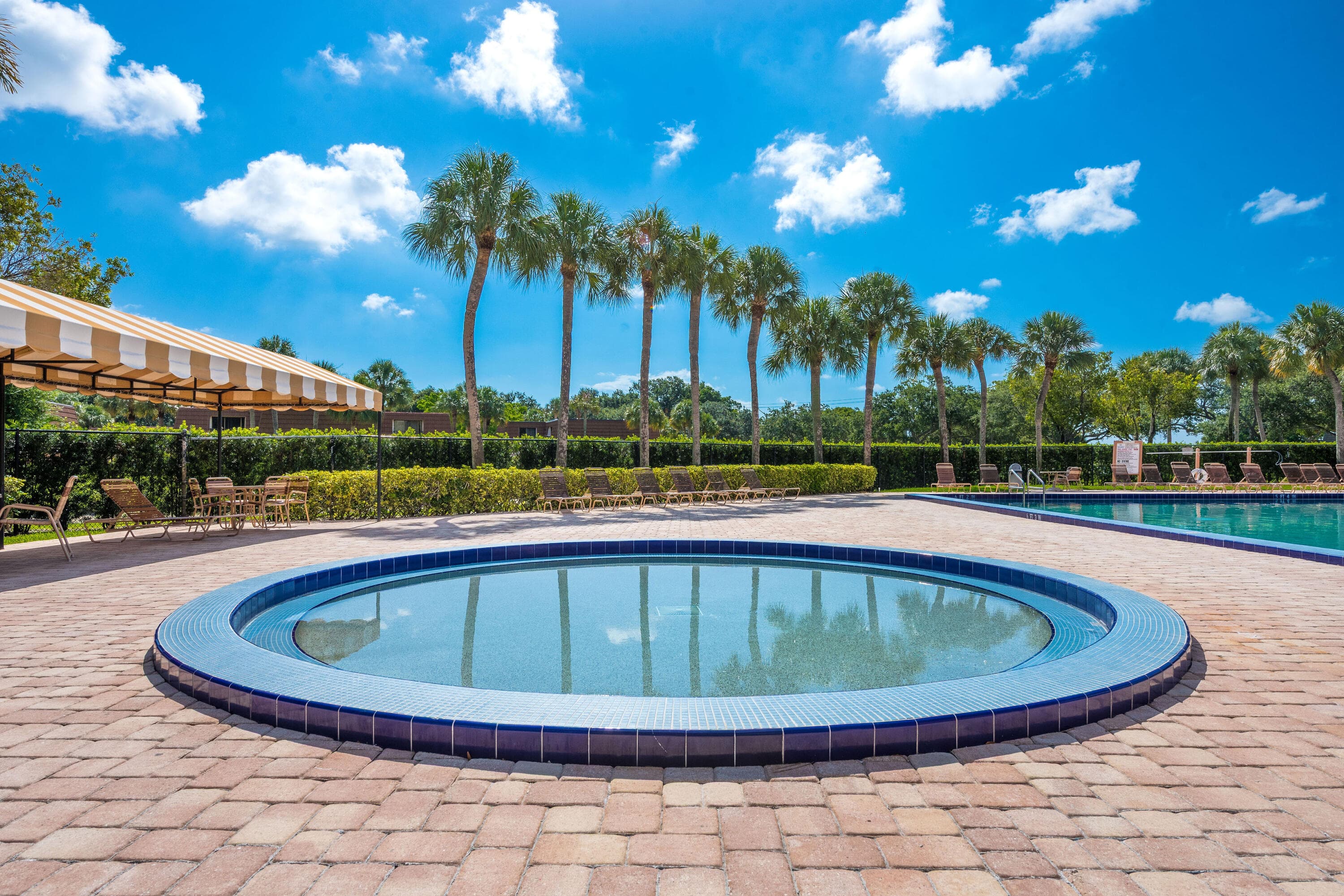185 Charter Way, West Palm Beach, FL 33407 35