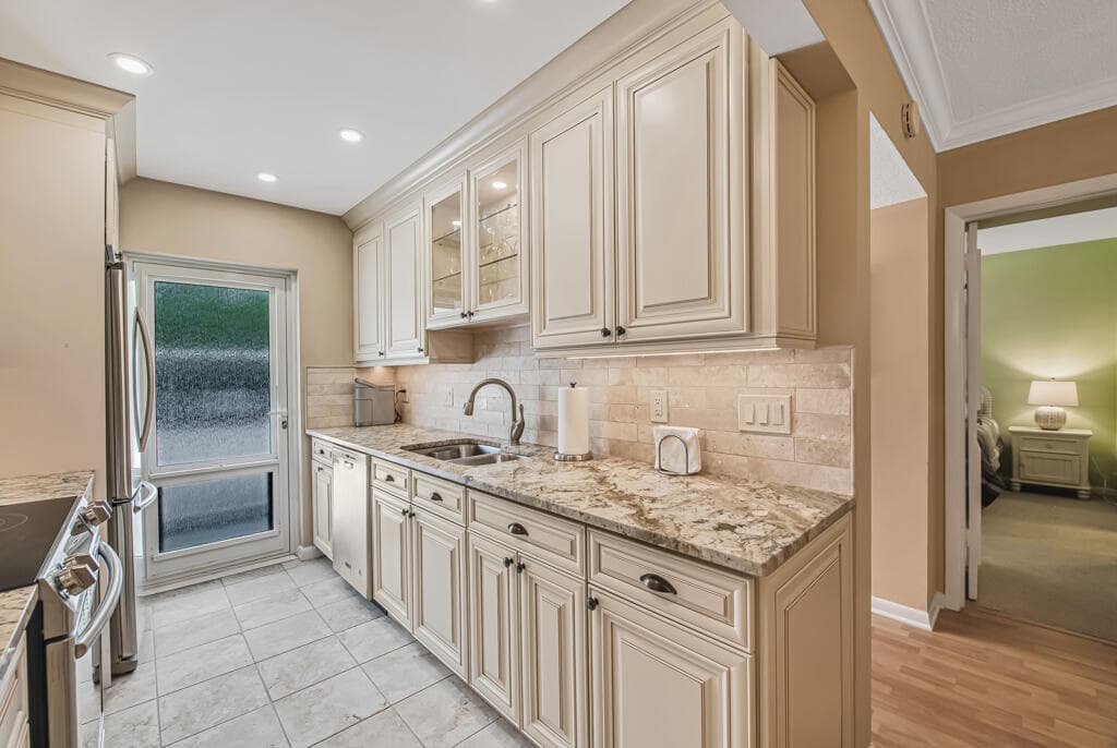 1910 S Ocean Boulevard 112, Delray Beach, FL 33483 14