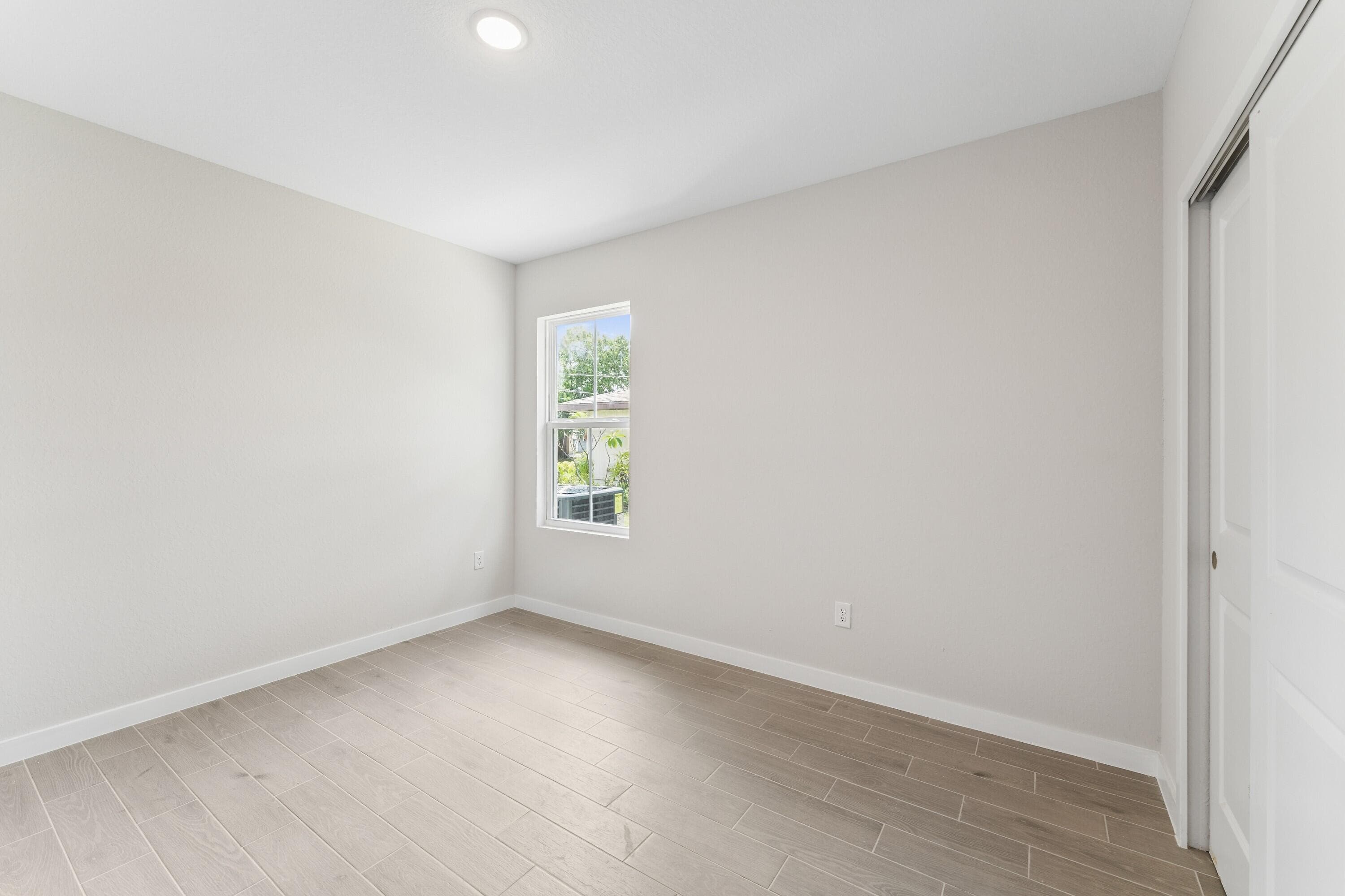 1968 SW Brisbane Street, Port St. Lucie, FL 34984 20