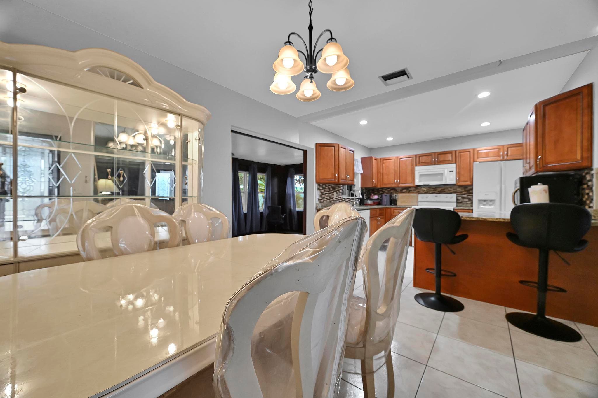 179 SE Soneto Court, Port St. Lucie, FL 34983 3