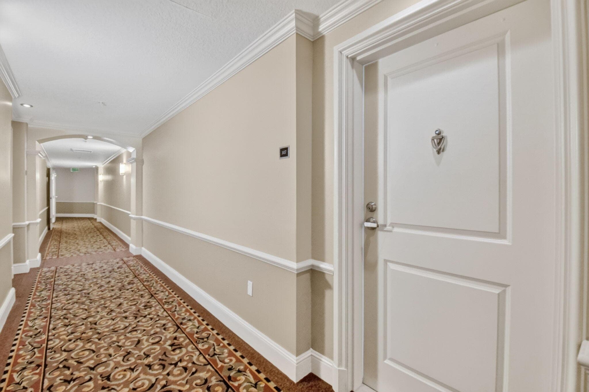 403 S Sapodilla Avenue 307, West Palm Beach, FL 33401 40