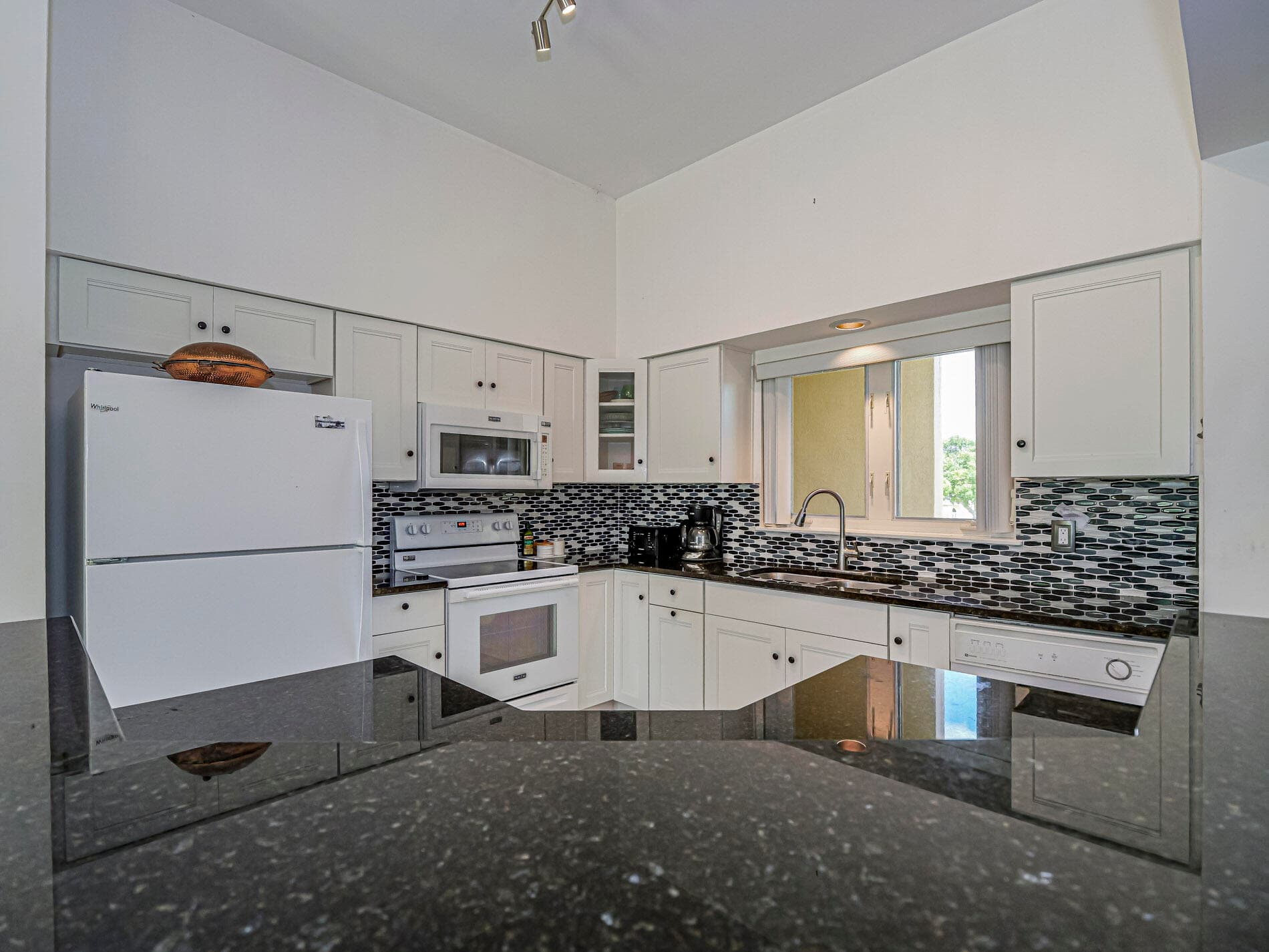 5025 Harmony Circle 202, Vero Beach, FL 32967 6