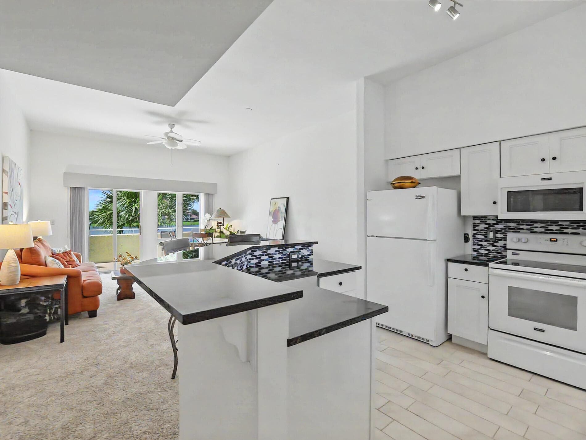 5025 Harmony Circle 202, Vero Beach, FL 32967 8