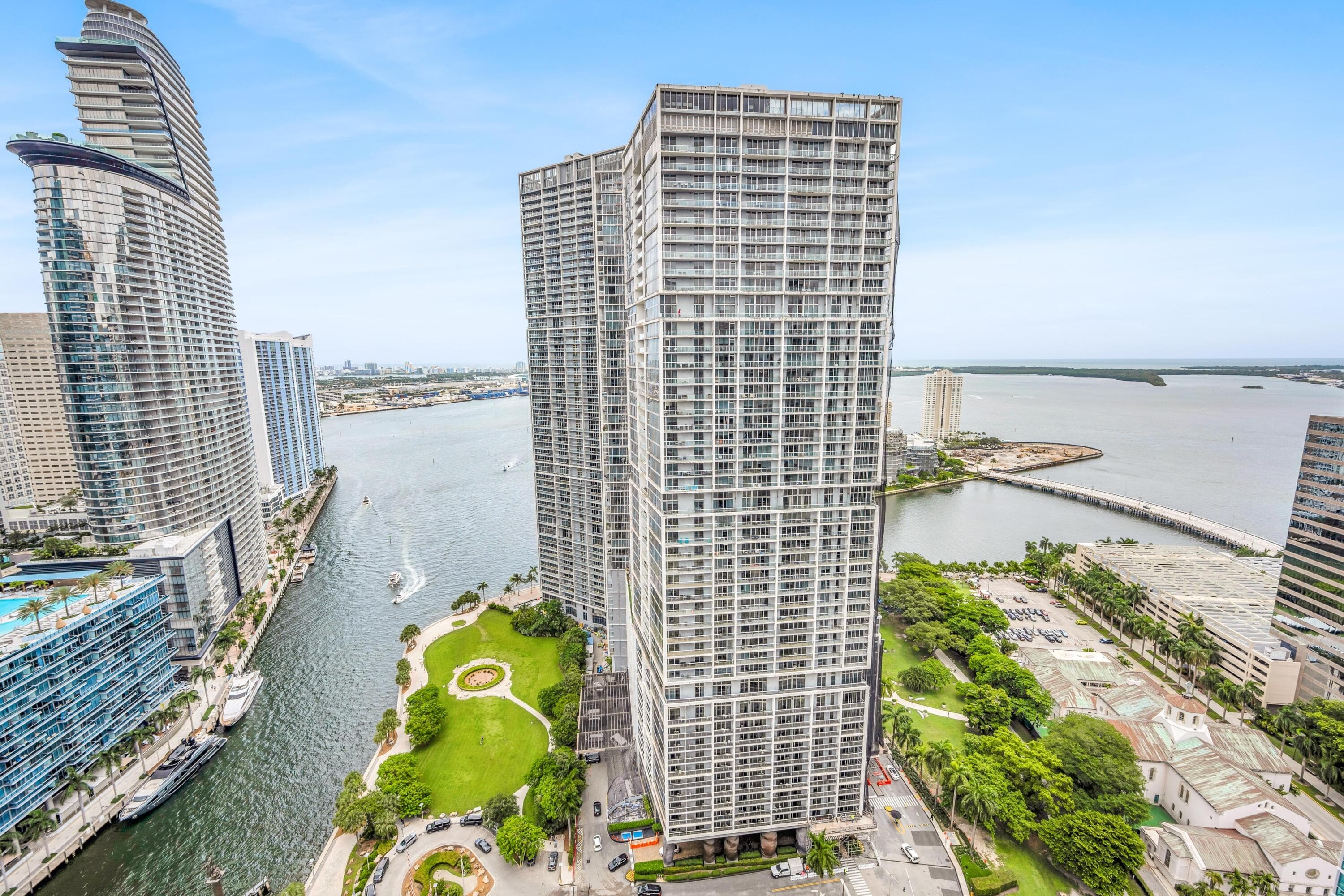 77 SE 5th Street 1807, Miami, FL 33131