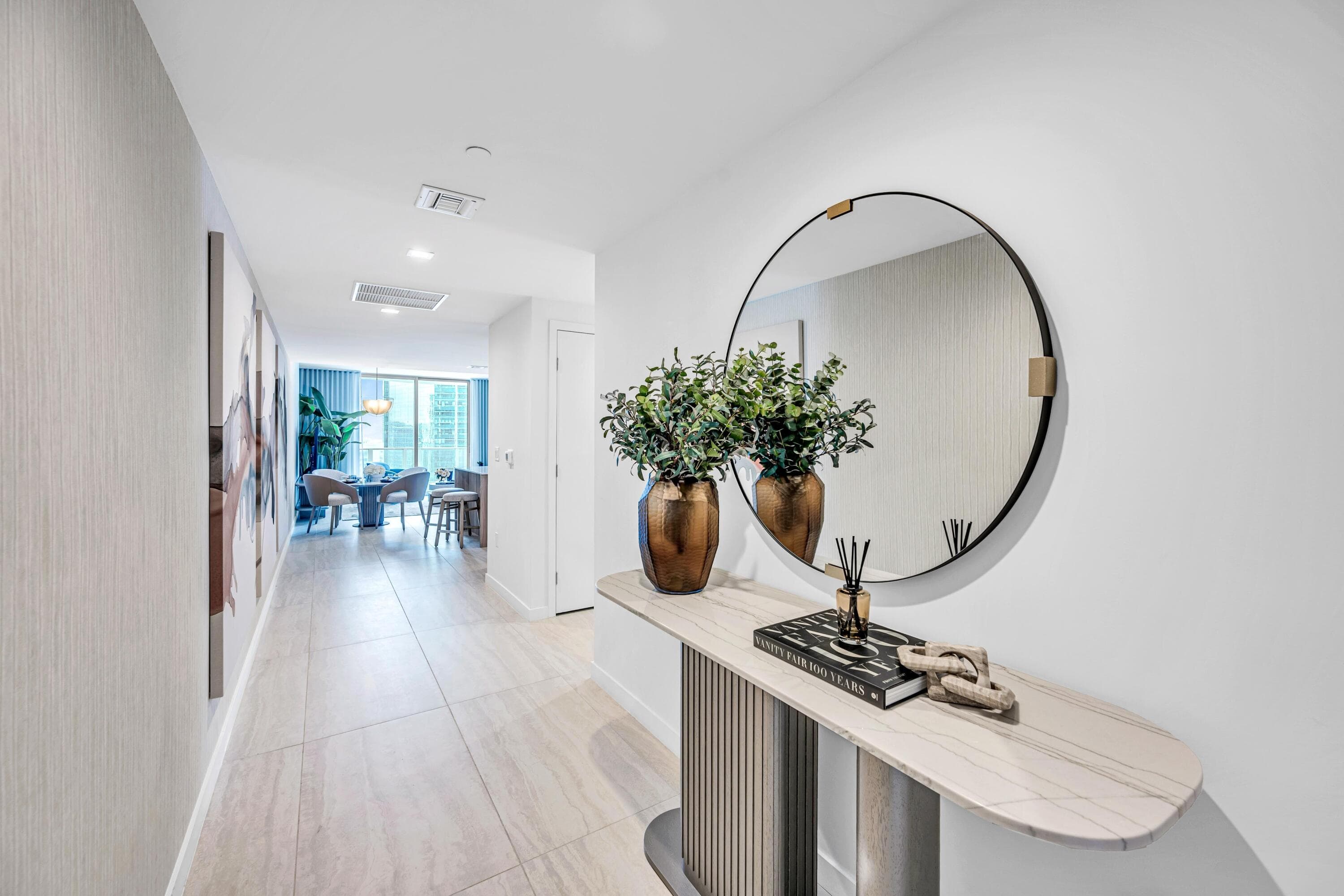 77 SE 5th Street 2014, Miami, FL 33131 18
