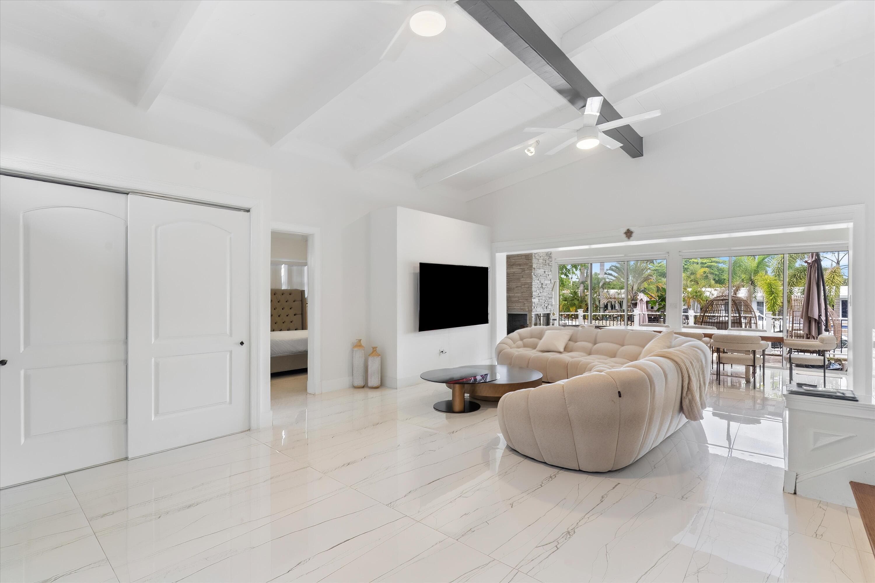 2518 Key Largo Lane, Fort Lauderdale, FL 33312 4