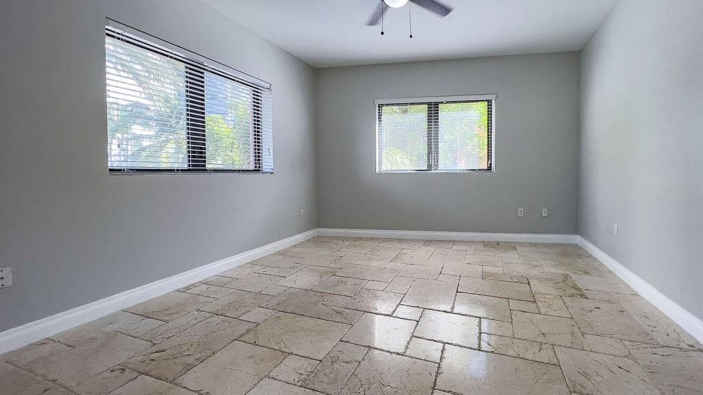 4241 N Ocean Boulevard N 101, Fort Lauderdale, FL 33308 40