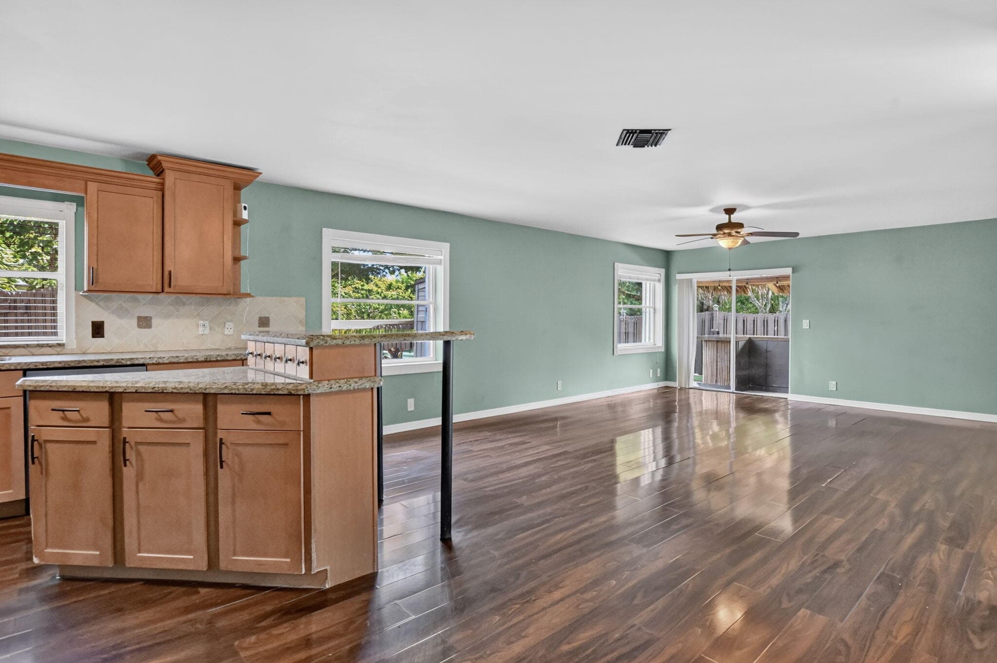 5901 NW 58th Terrace, Parkland, FL 33067 19