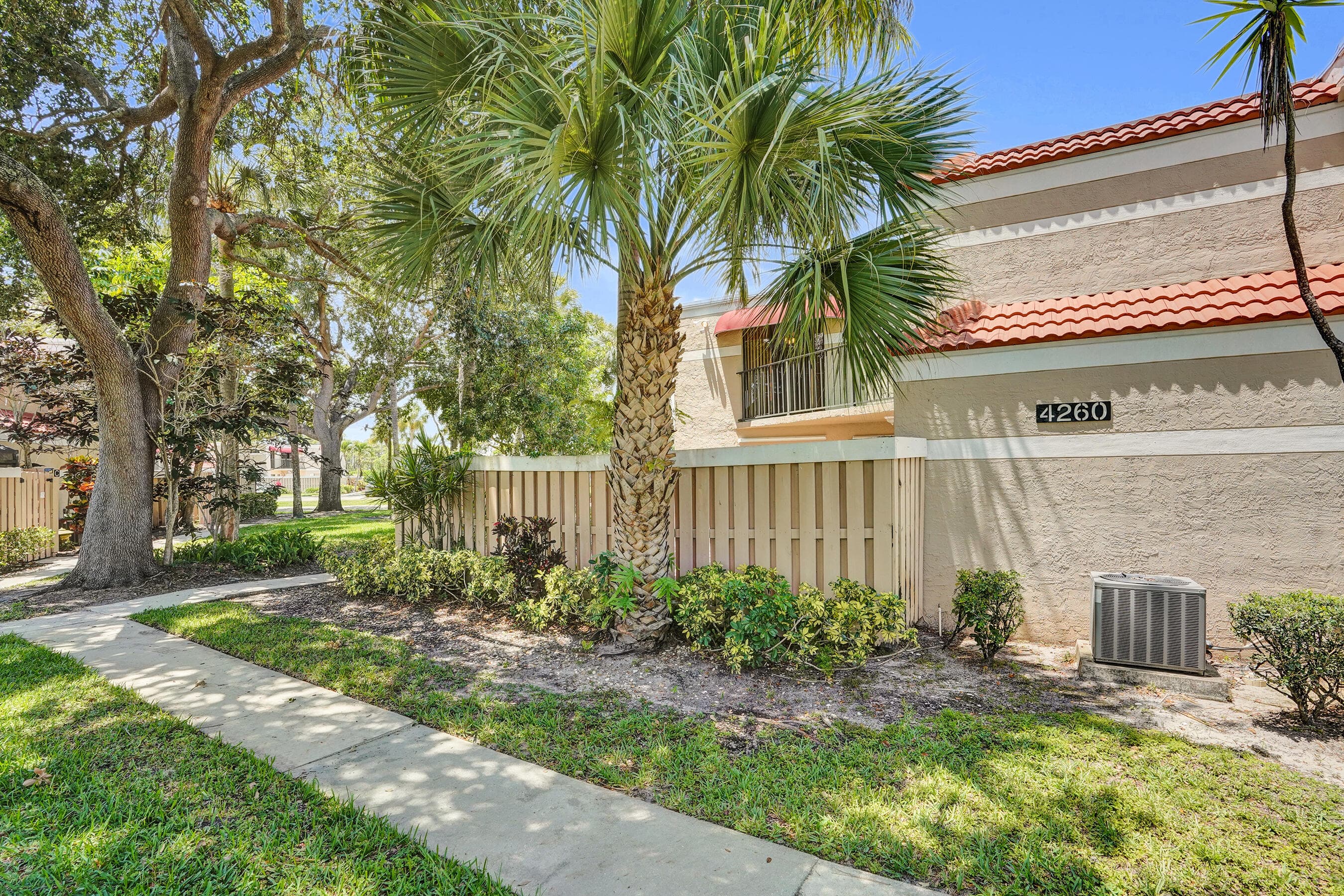 4260 Village Drive D, Delray Beach, FL 33445 2