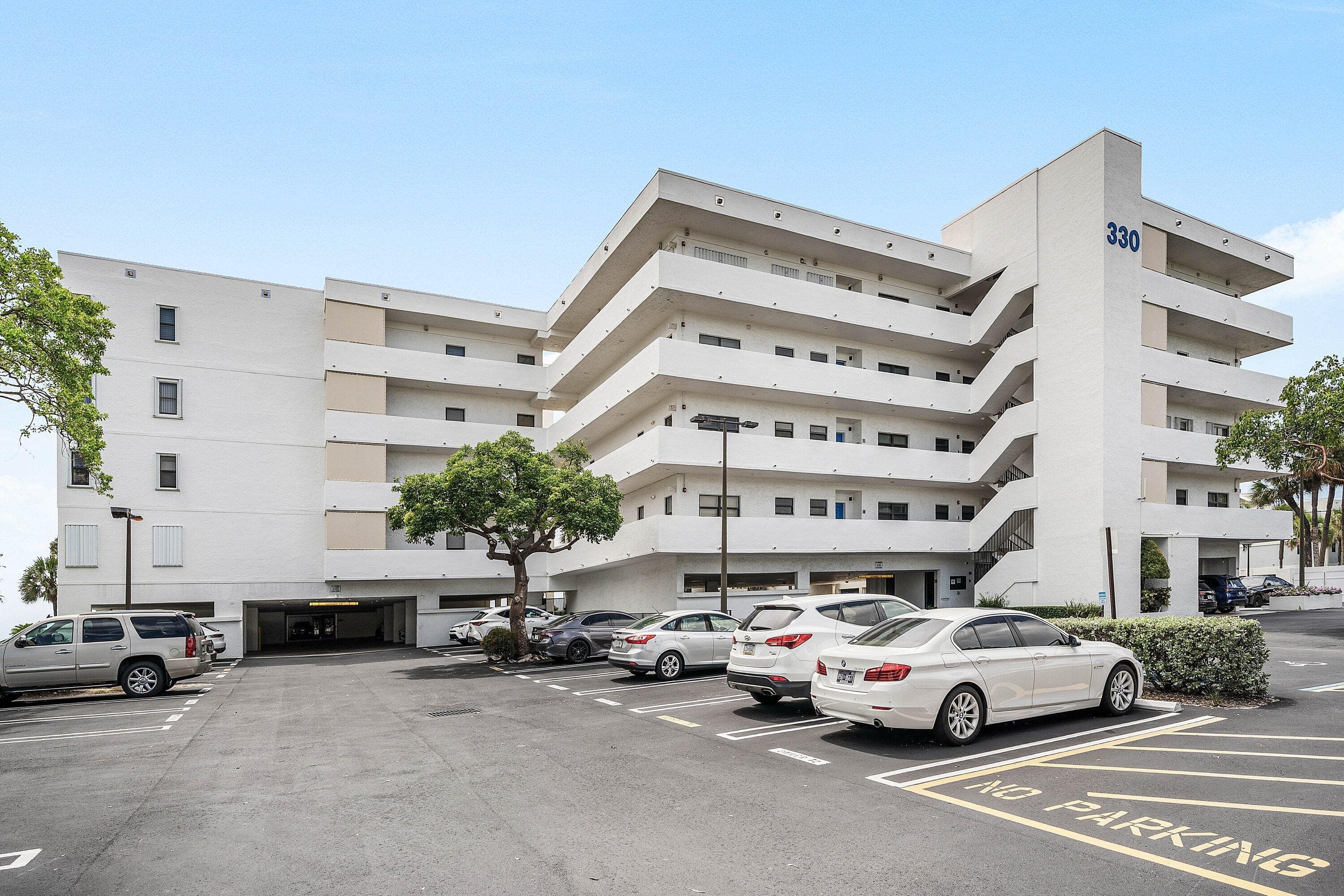 330 SE 20th Avenue 408, Deerfield Beach, FL 33441 42