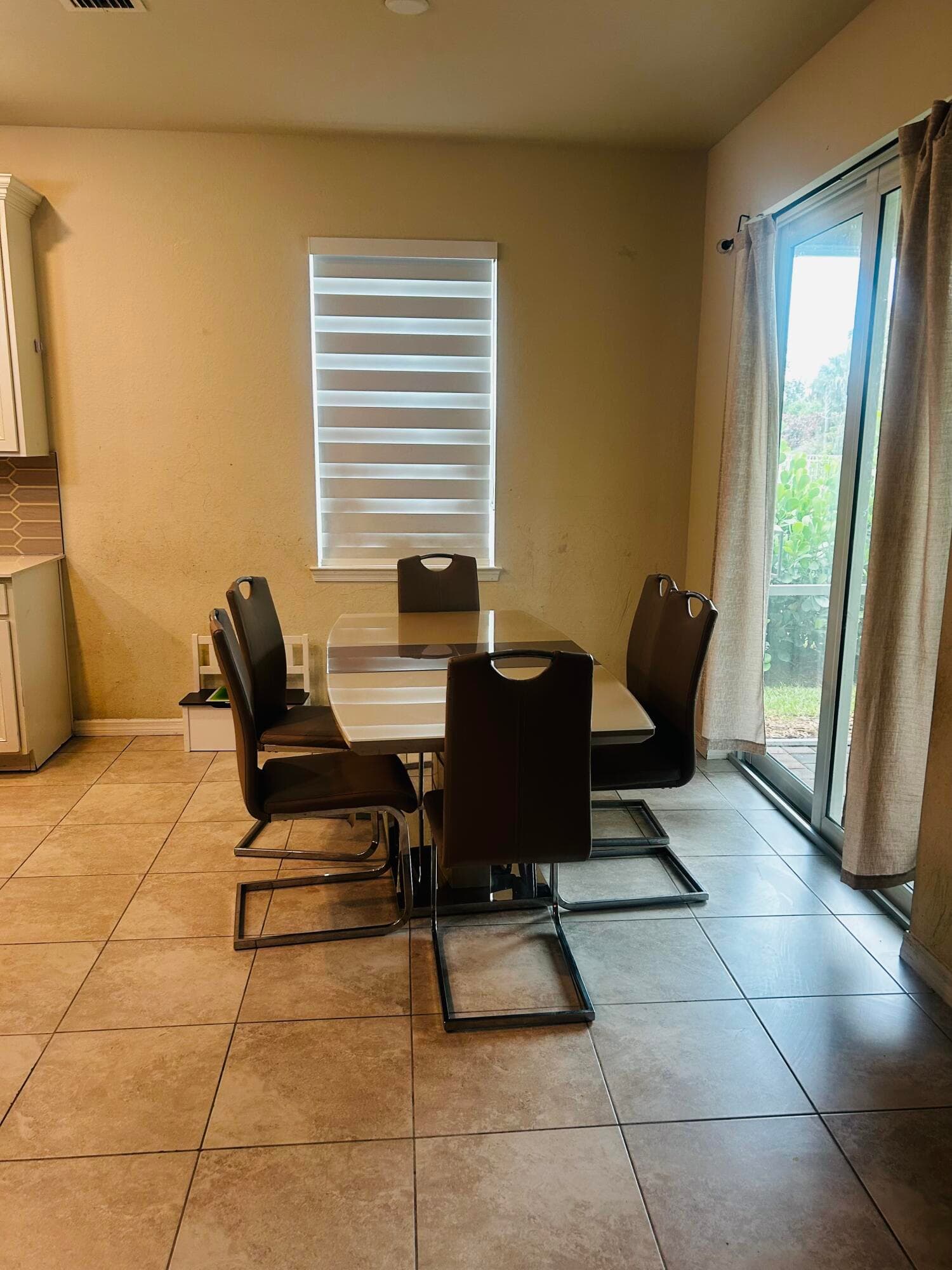 12318 SW Myrtle Oak Drive, Port St. Lucie, FL 34987 2