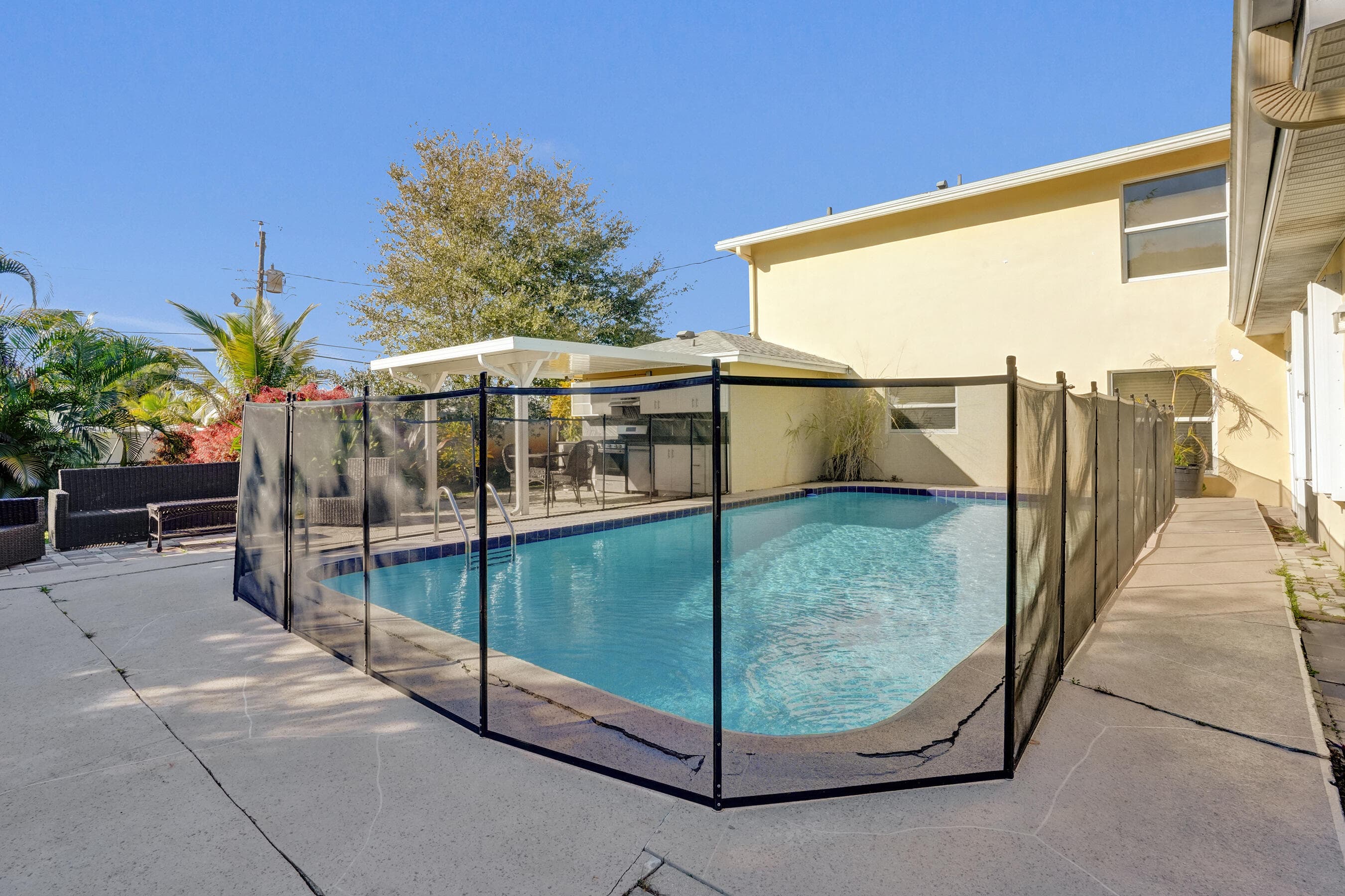 740 Buttonwood Road, North Palm Beach, FL 33408 37