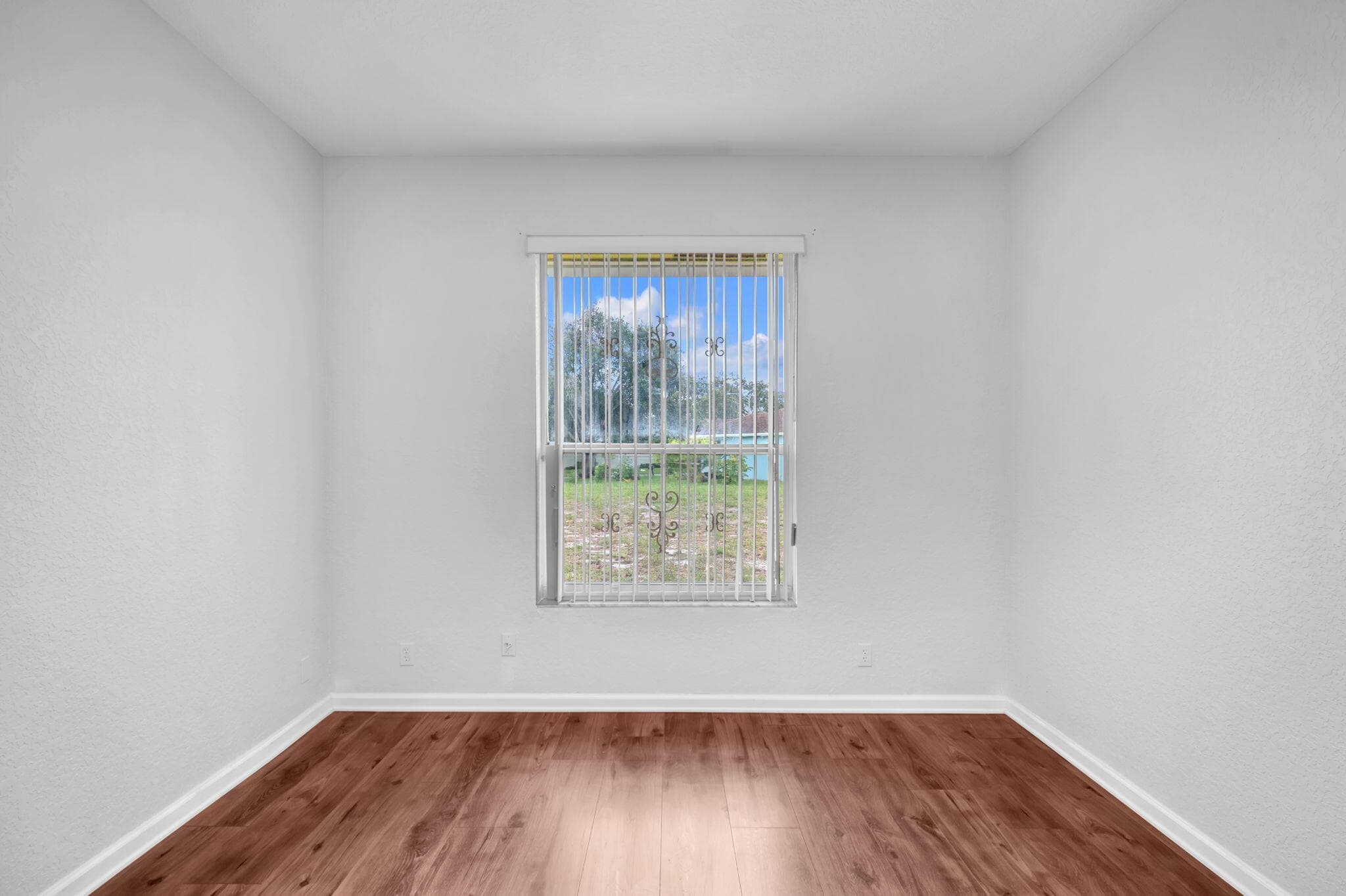 4100 Temple Street, West Palm Beach, FL 33407 23