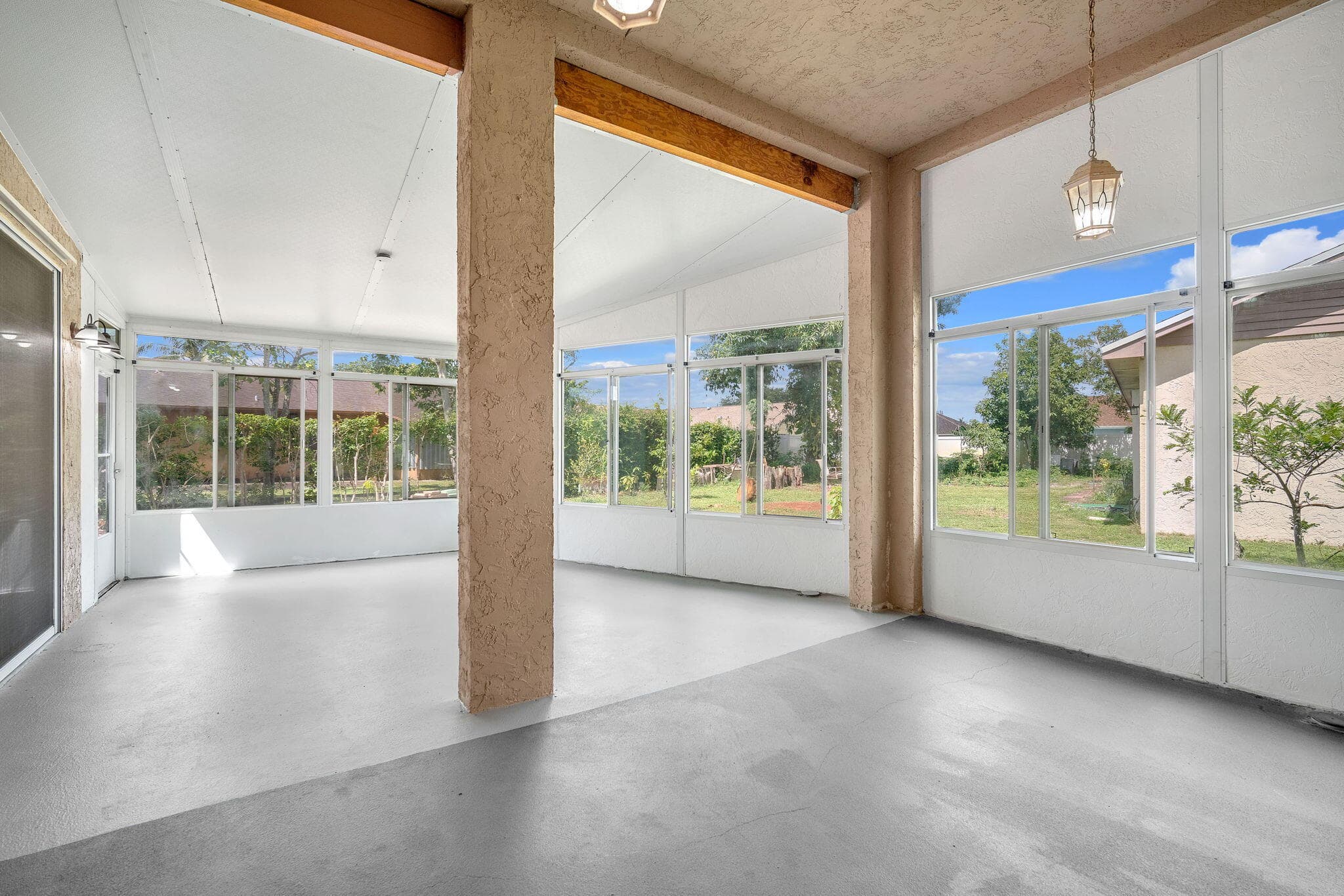 4100 Temple Street, West Palm Beach, FL 33407 15