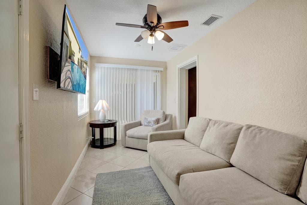 740 Buttonwood Road, North Palm Beach, FL 33408 15
