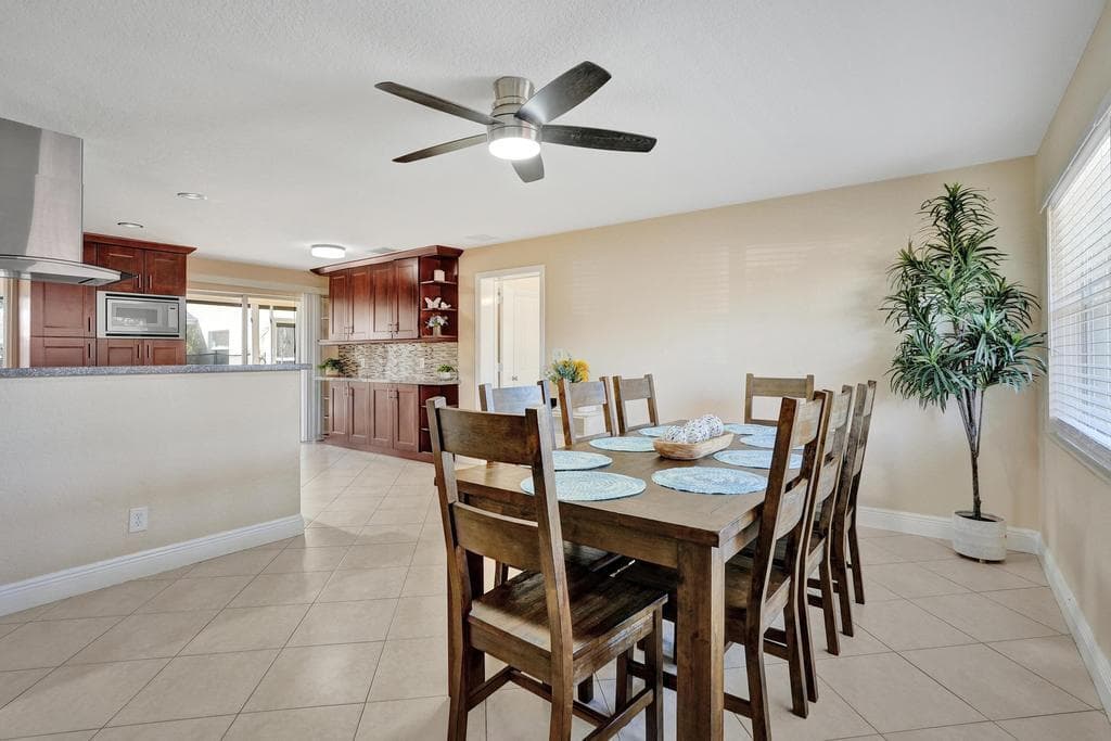 740 Buttonwood Road, North Palm Beach, FL 33408 4