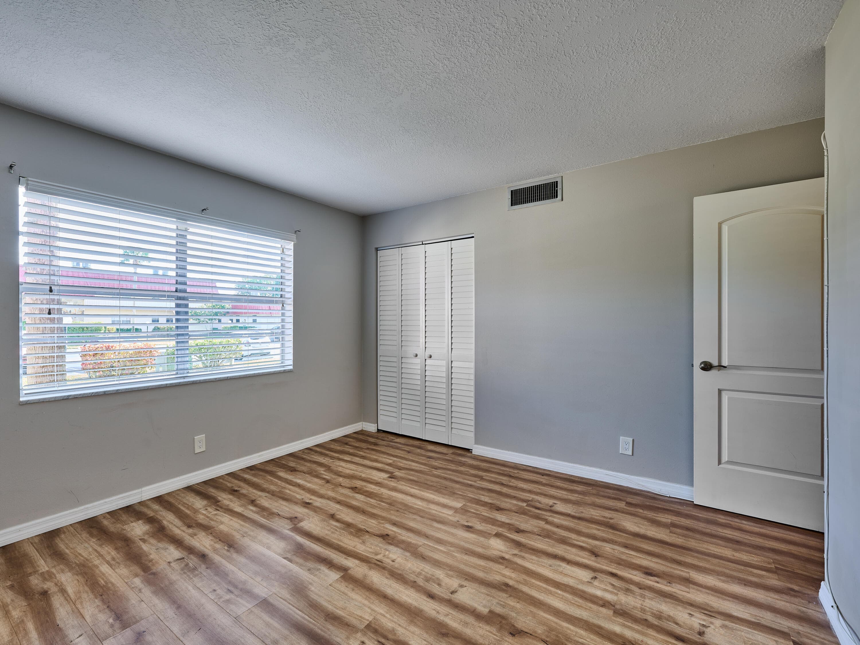 12021 W Greenway Drive 105, Royal Palm Beach, FL 33411 27