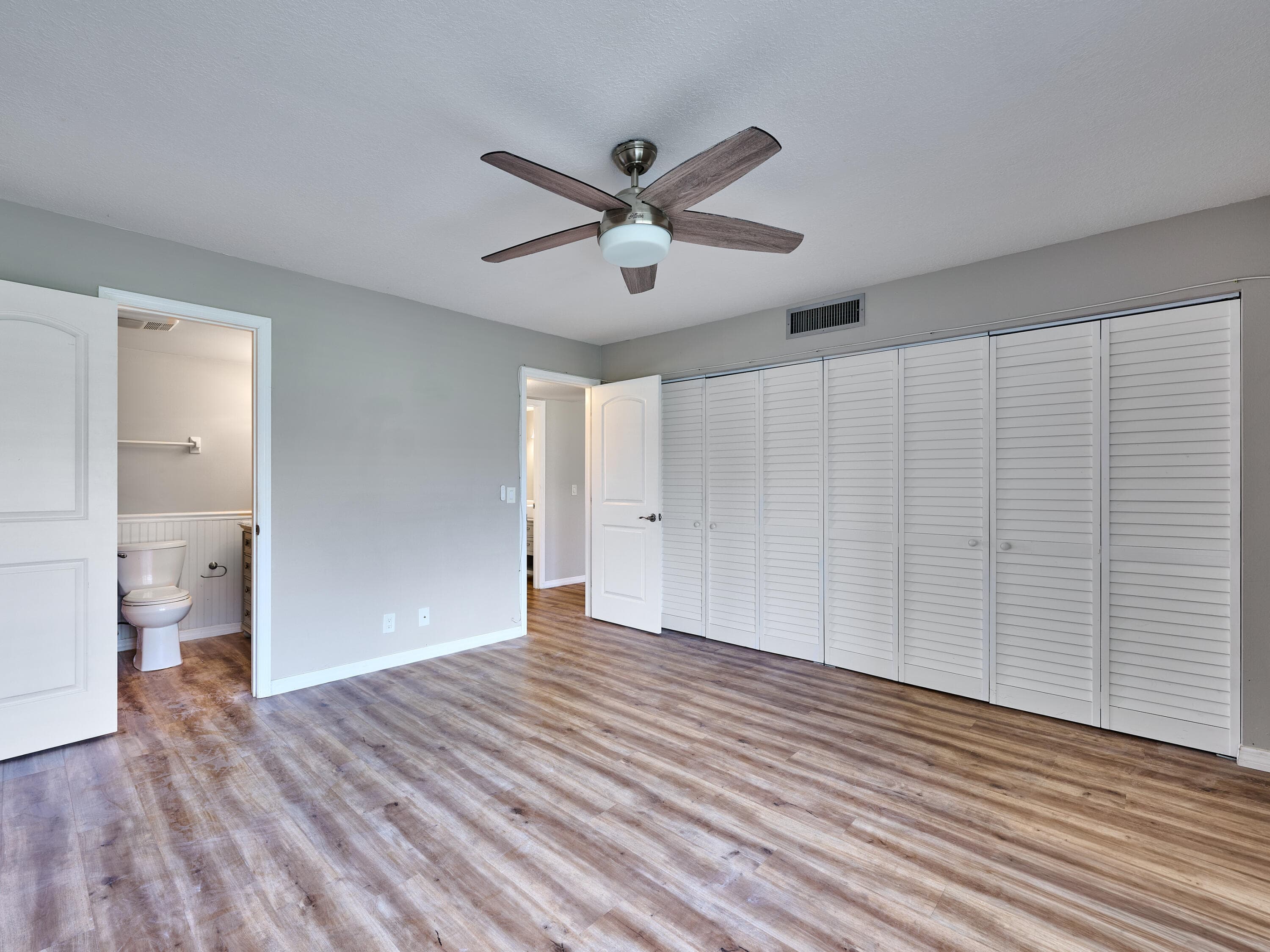 12021 W Greenway Drive 105, Royal Palm Beach, FL 33411 32