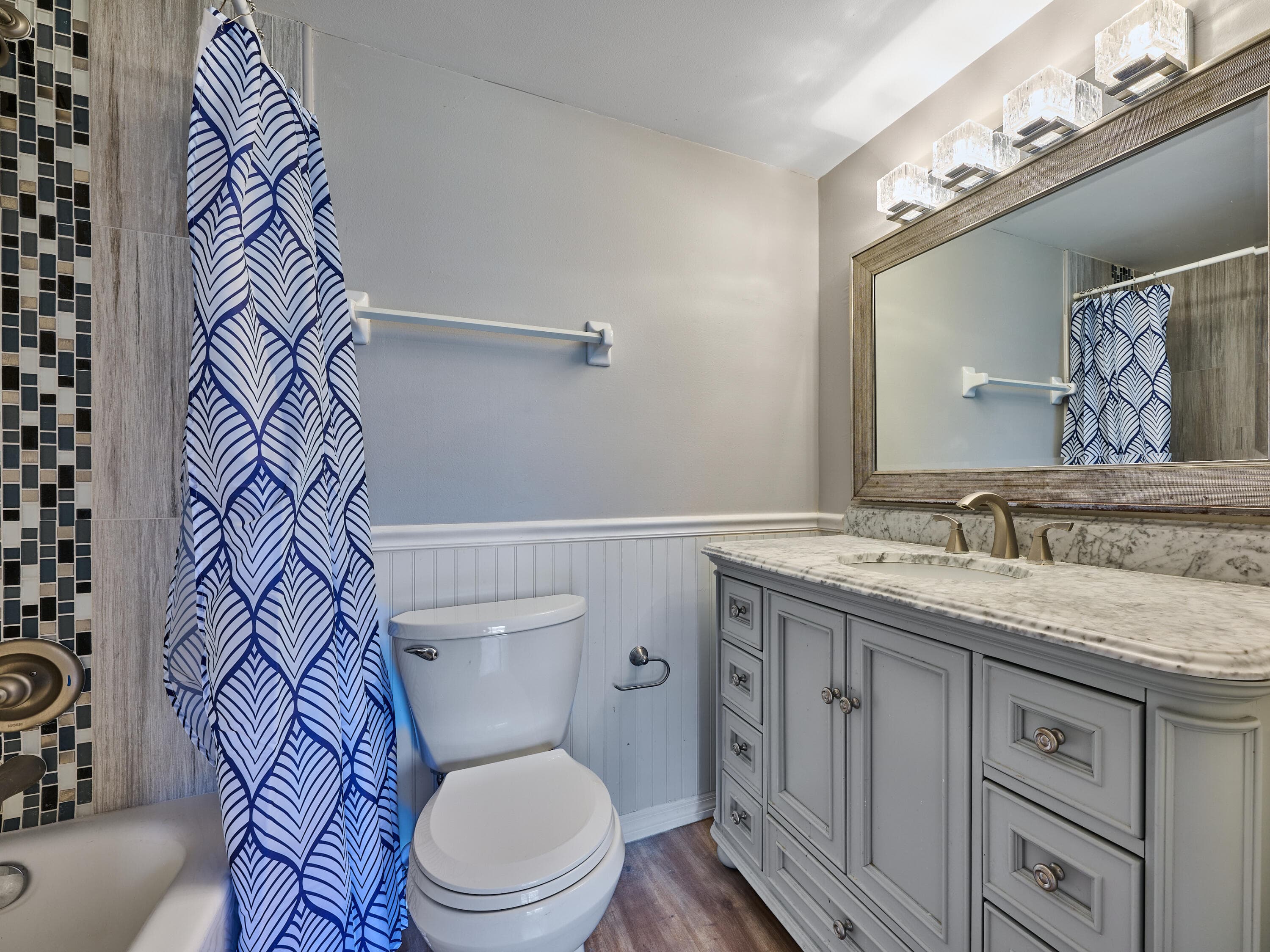 12021 W Greenway Drive 105, Royal Palm Beach, FL 33411 33