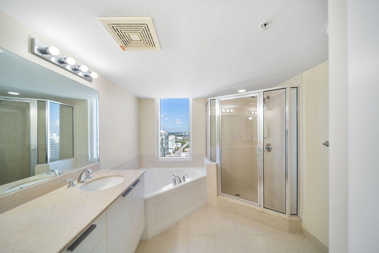 16699 Collins Avenue 3407, Sunny Isles Beach, FL 33160 10
