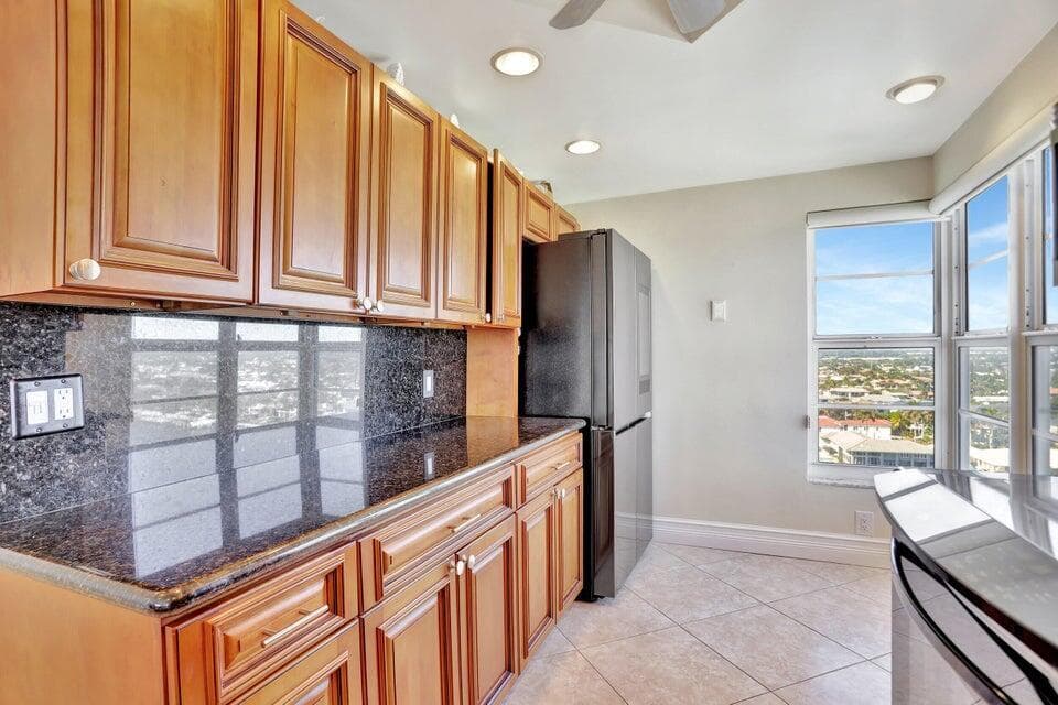 1021 Hillsboro Mile 1108, Hillsboro Beach, FL 33062 5