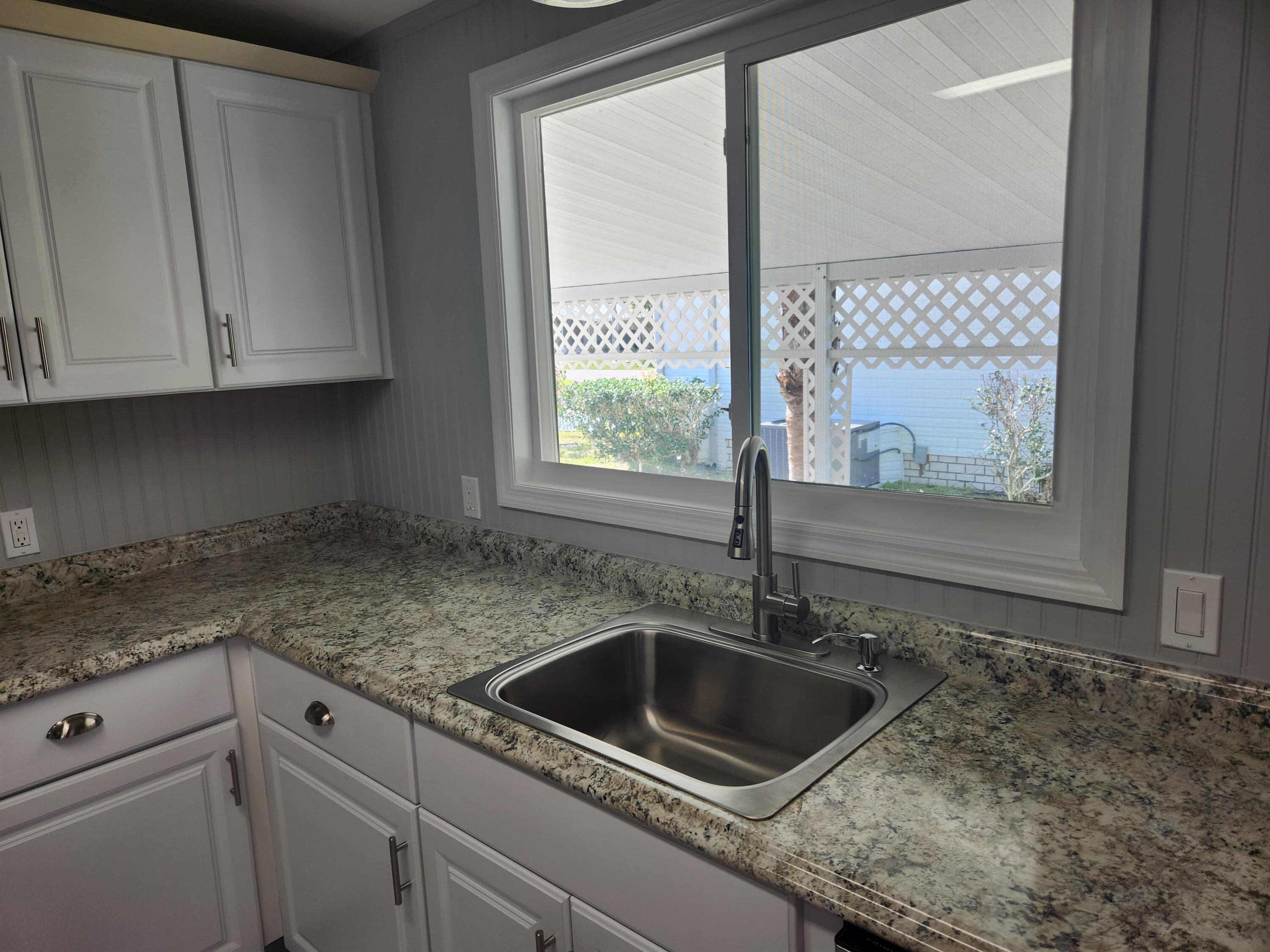 8215 Caper Lane, Port St. Lucie, FL 34952 8