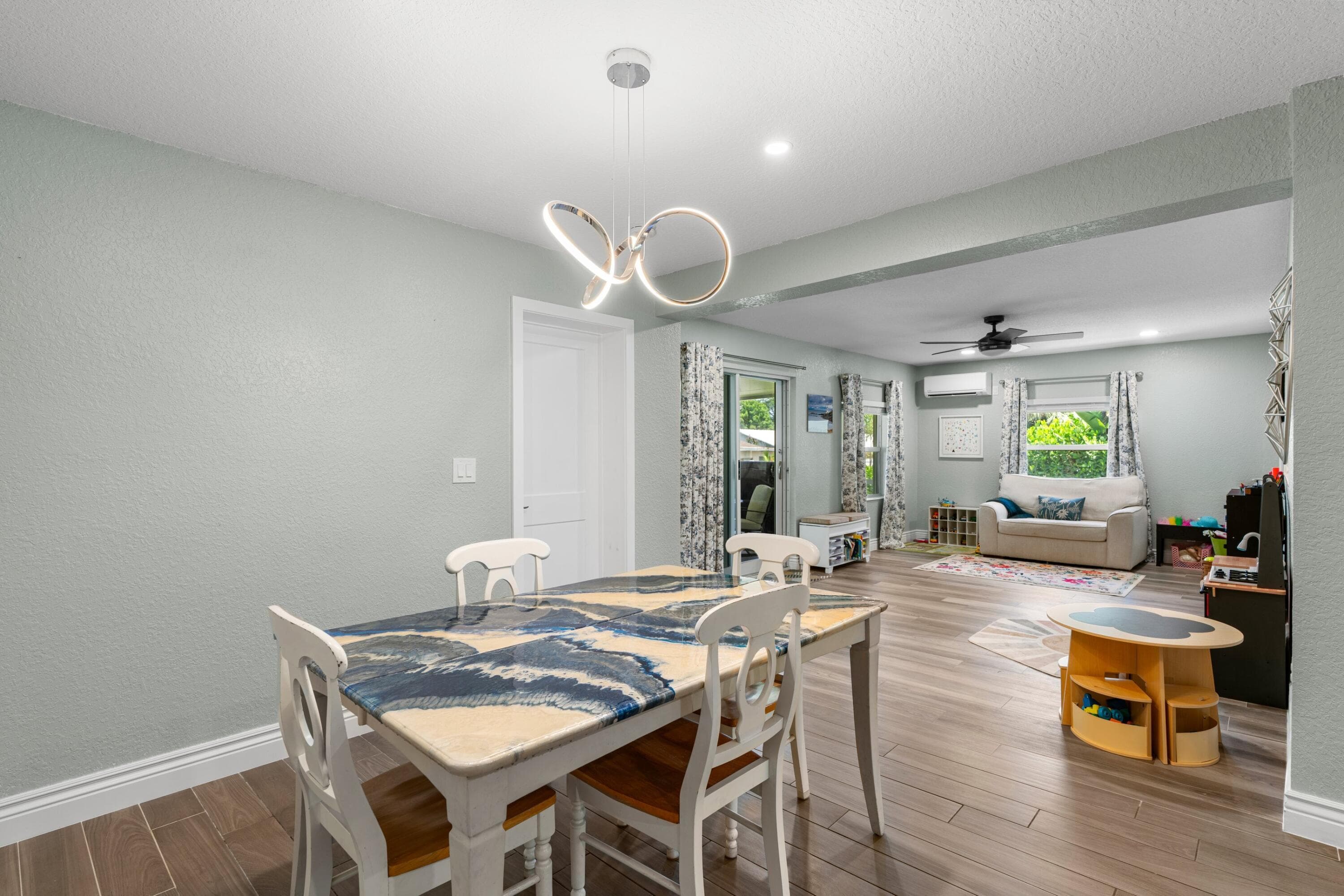 2890 SE 1st Court, Boynton Beach, FL 33435 23