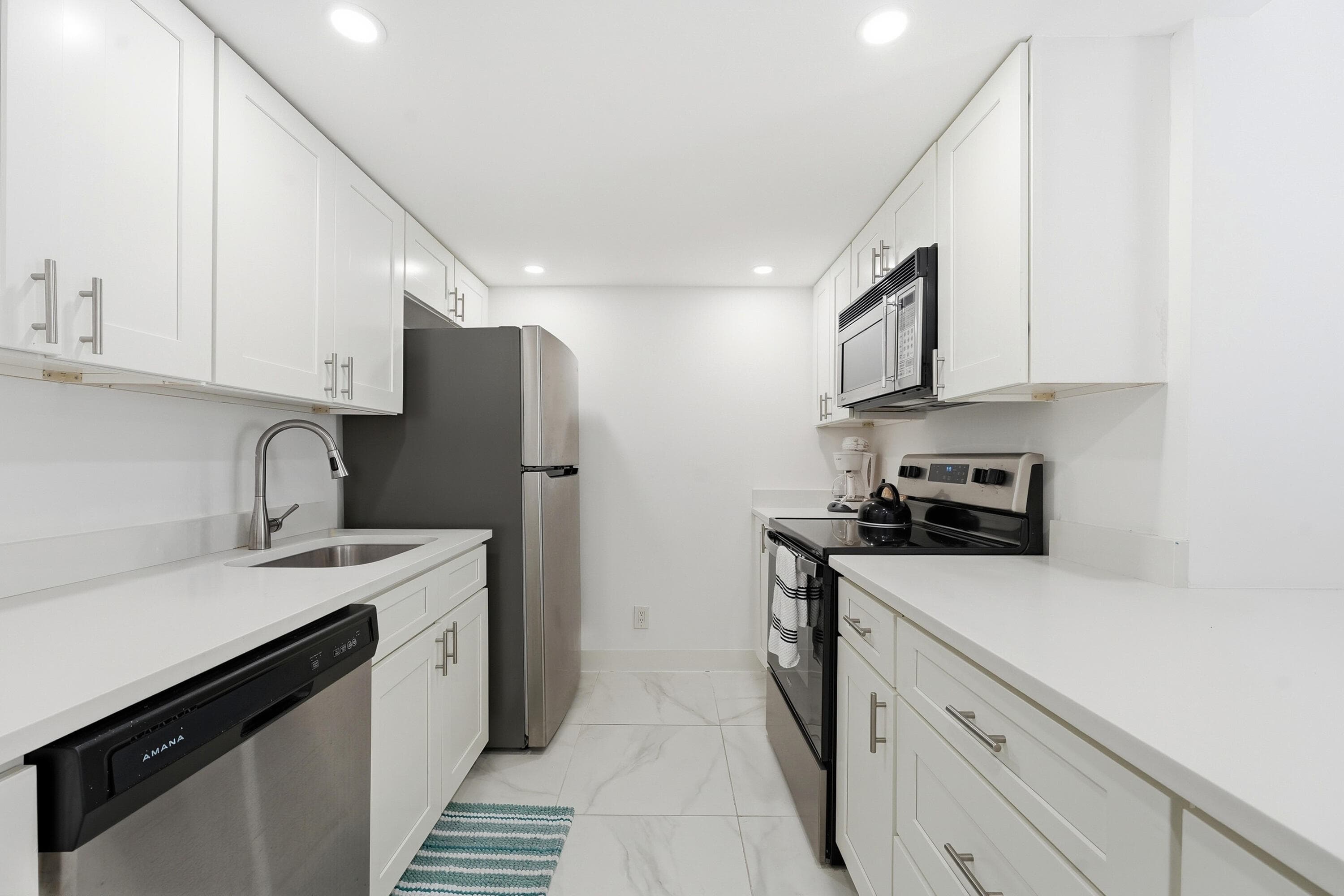 602 Executive Center Drive Unit 105, West Palm Beach, FL 33401 8