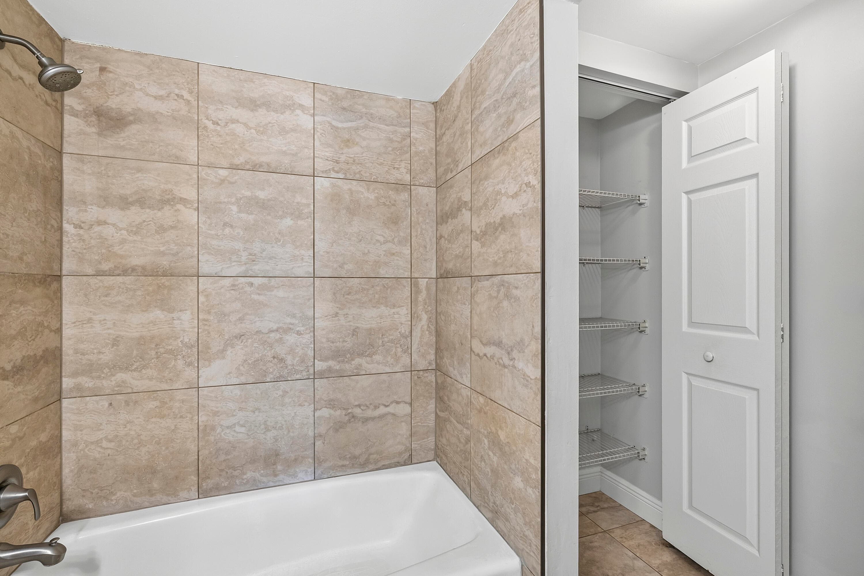 4999 Sable Pine Circle D2, West Palm Beach, FL 33417 22