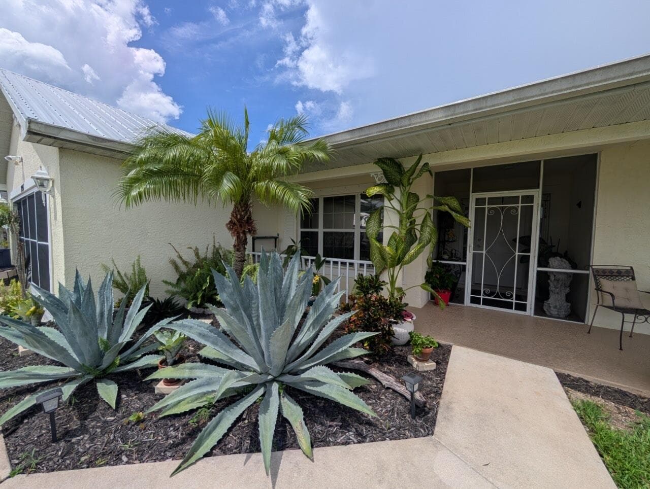 2097 SW Larchmont Lane, Port St. Lucie, FL 34984 3