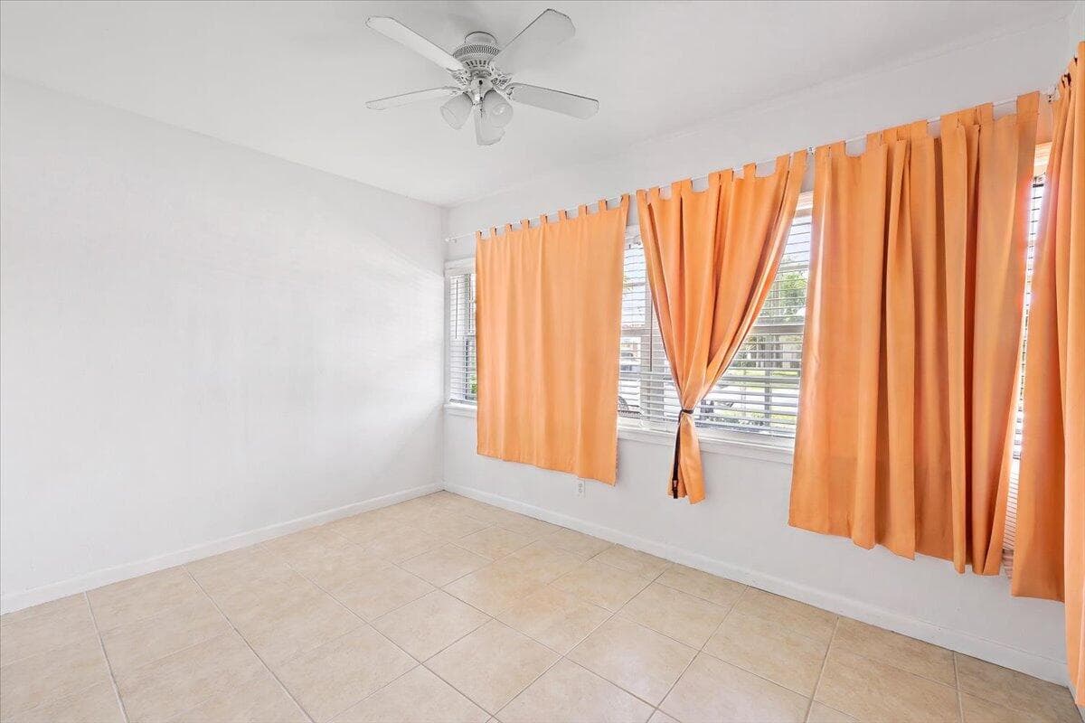 327 S Ocean Breeze 1, Lake Worth, FL 33460 10
