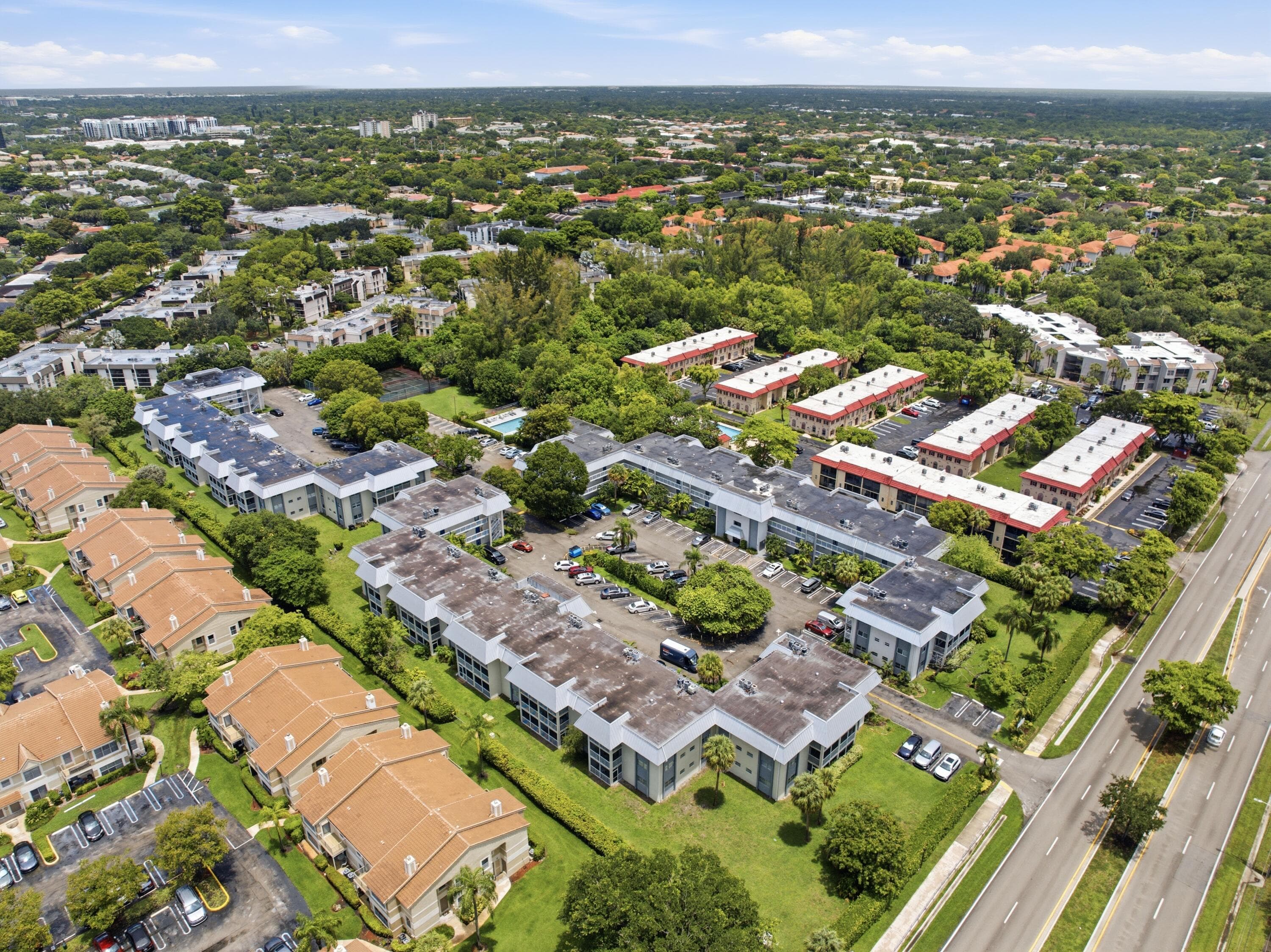 3000 Riverside Drive 201-1, Coral Springs, FL 33065 23