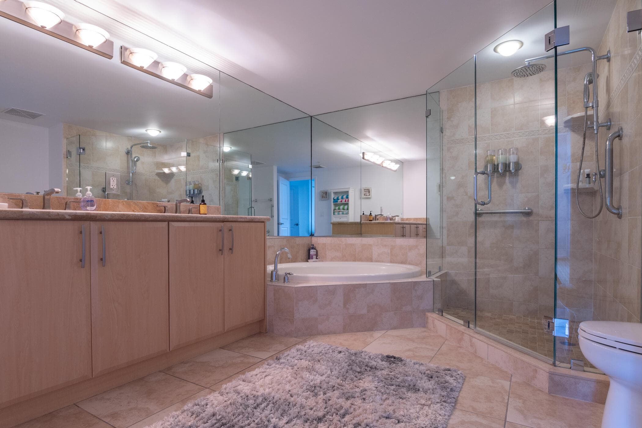 403 S Sapodilla Avenue 207, West Palm Beach, FL 33401 17