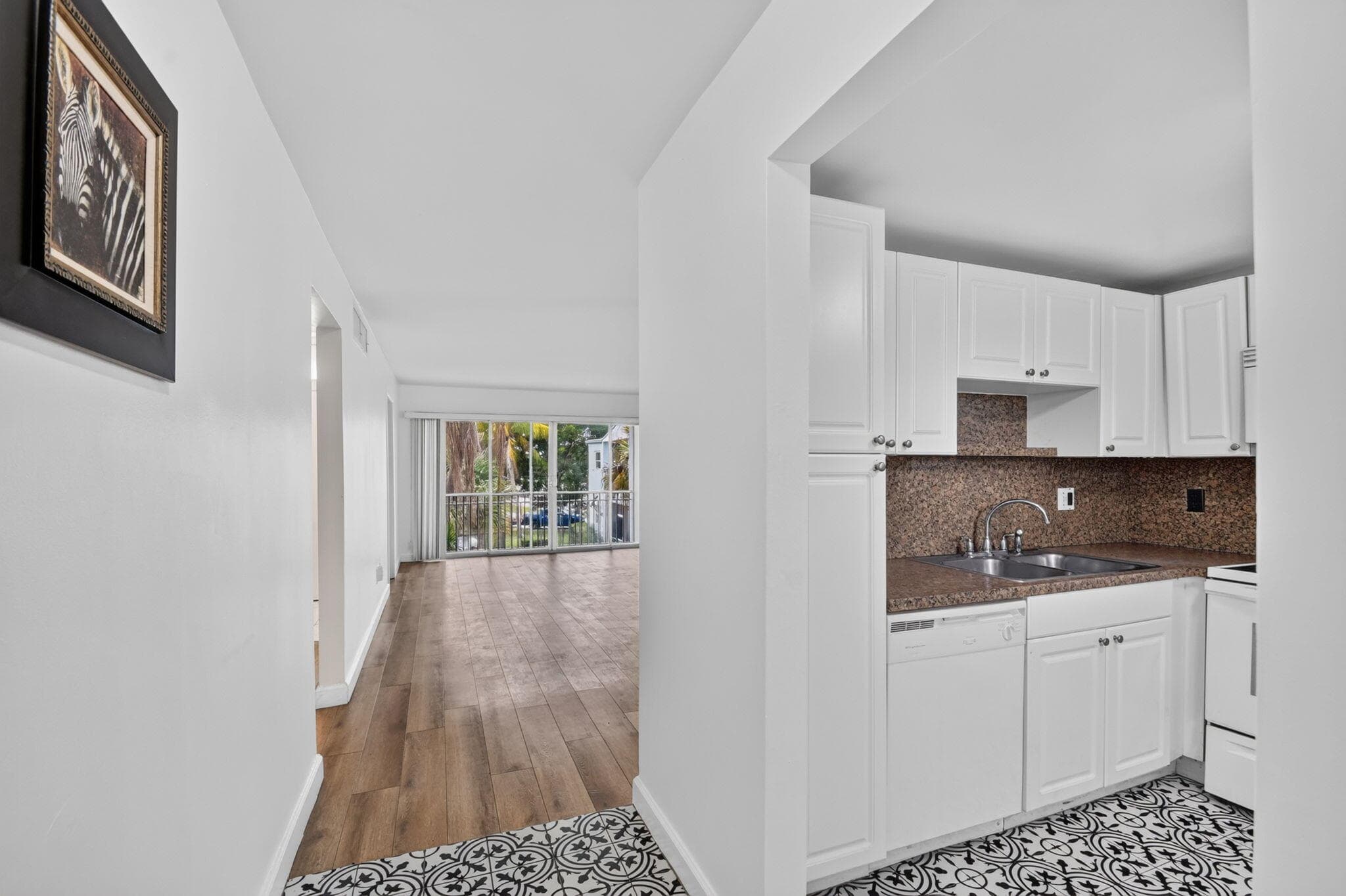 1505 Crescent Circle B24, Lake Park, FL 33403