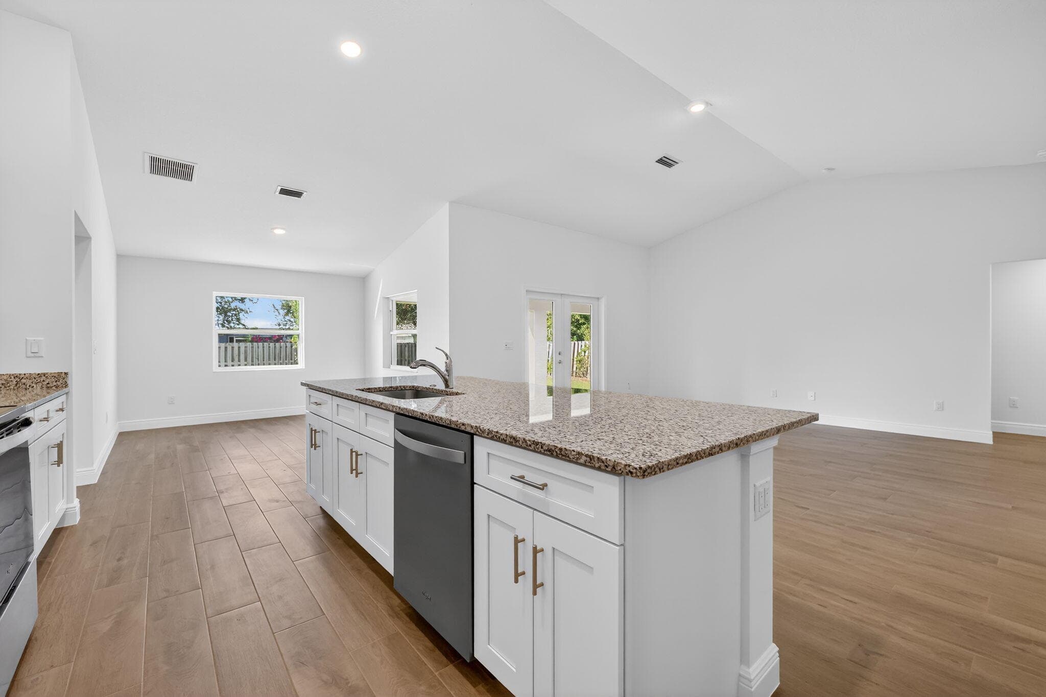 2060 SW Morelia Lane, Port St. Lucie, FL 34953 13