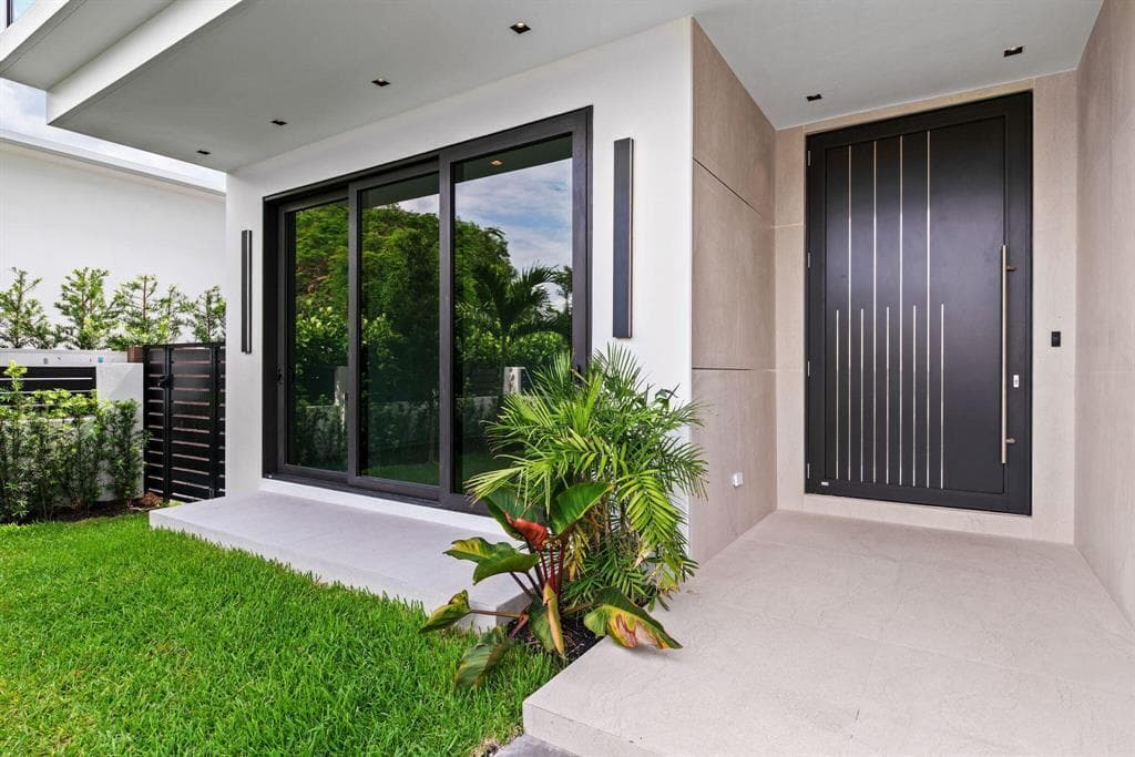 607 NE 17th Avenue, Fort Lauderdale, FL 33304 3
