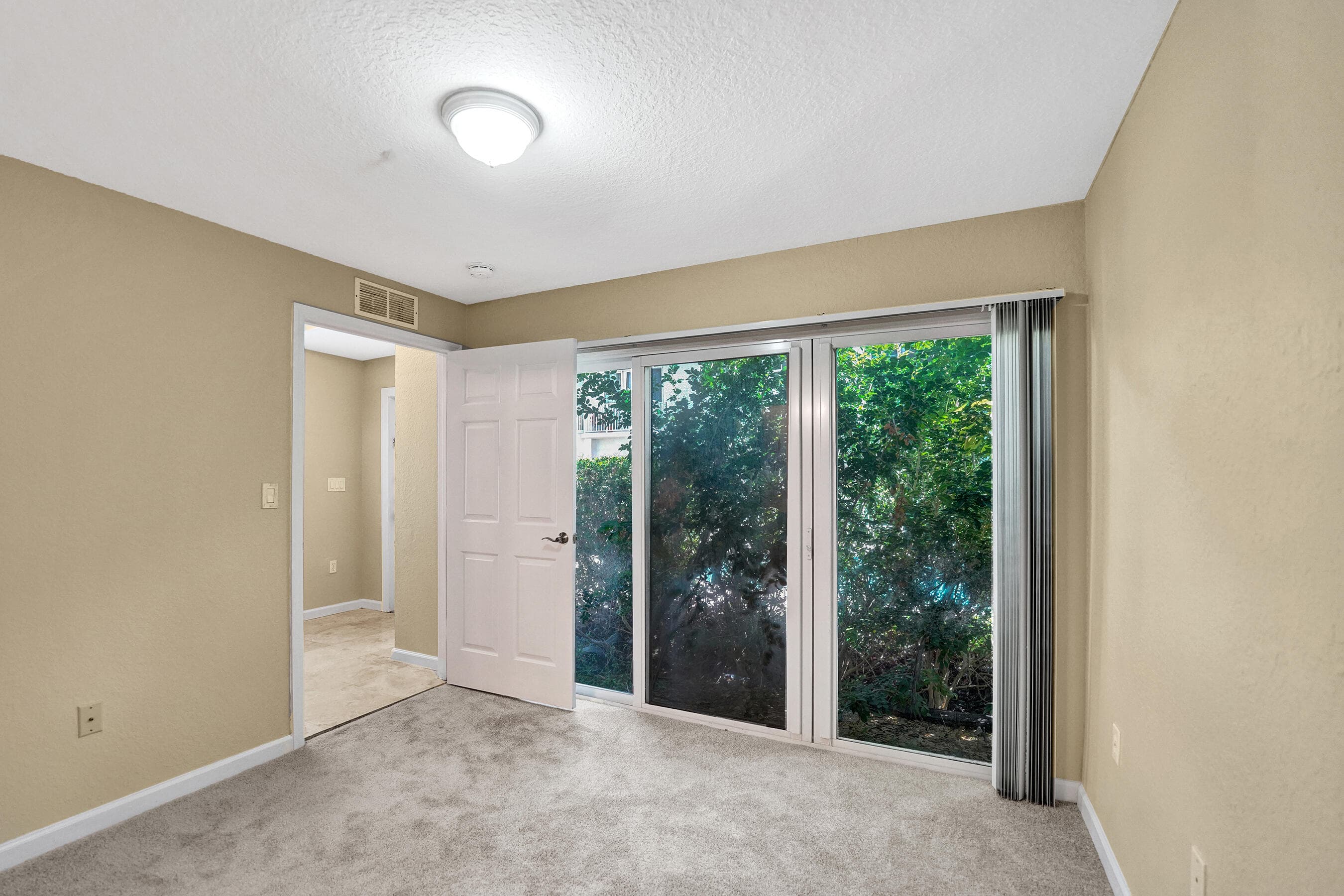 2725 NE 8th Avenue 104, Wilton Manors, FL 33334 43