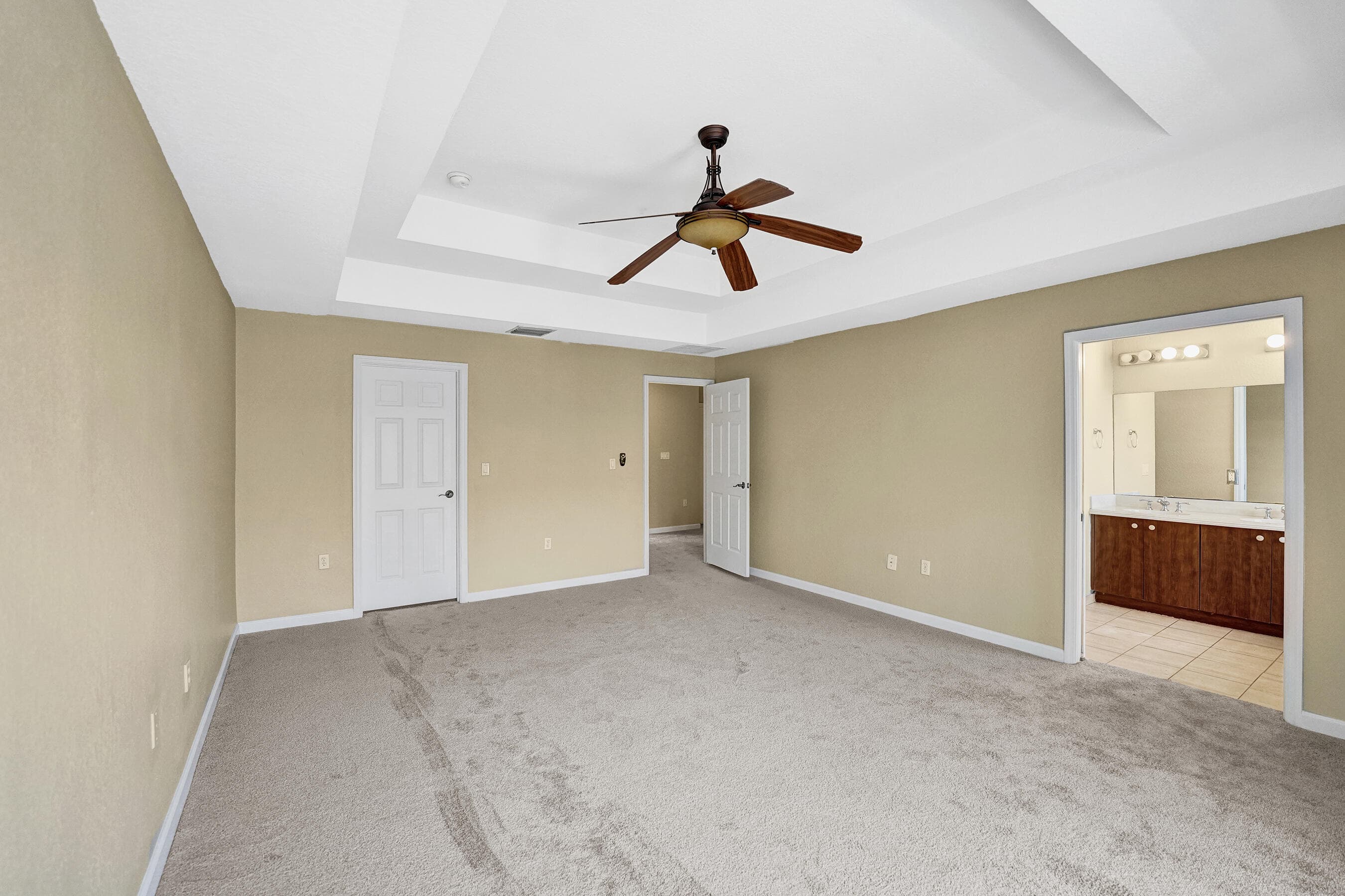 2725 NE 8th Avenue 104, Wilton Manors, FL 33334 29